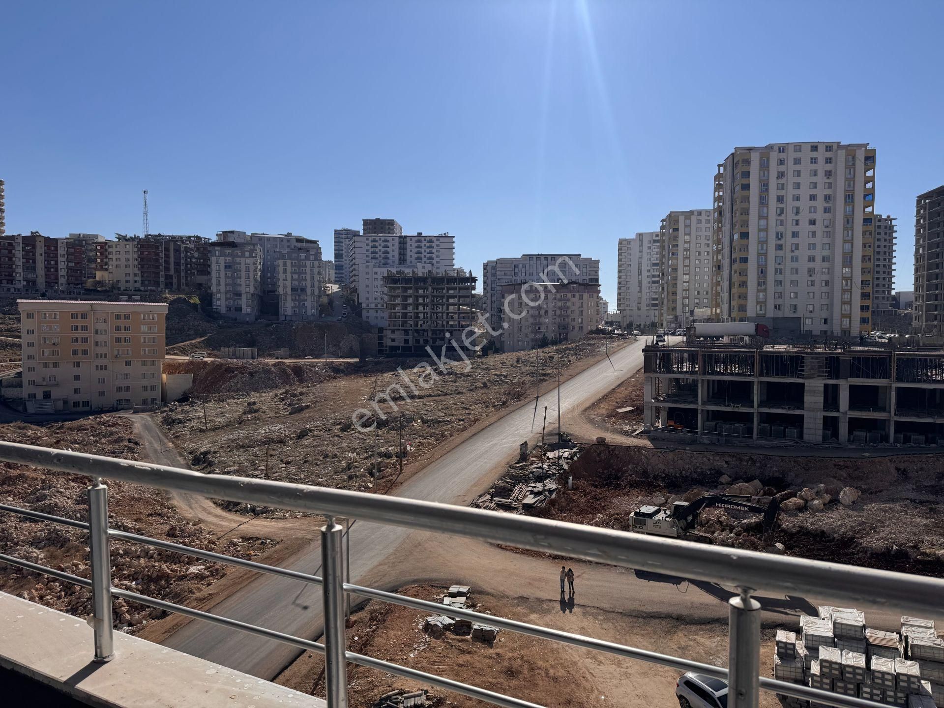 Muazam Genişlikte Sıfır 1+1 Daire İsbay Emlakta - Görsel 14