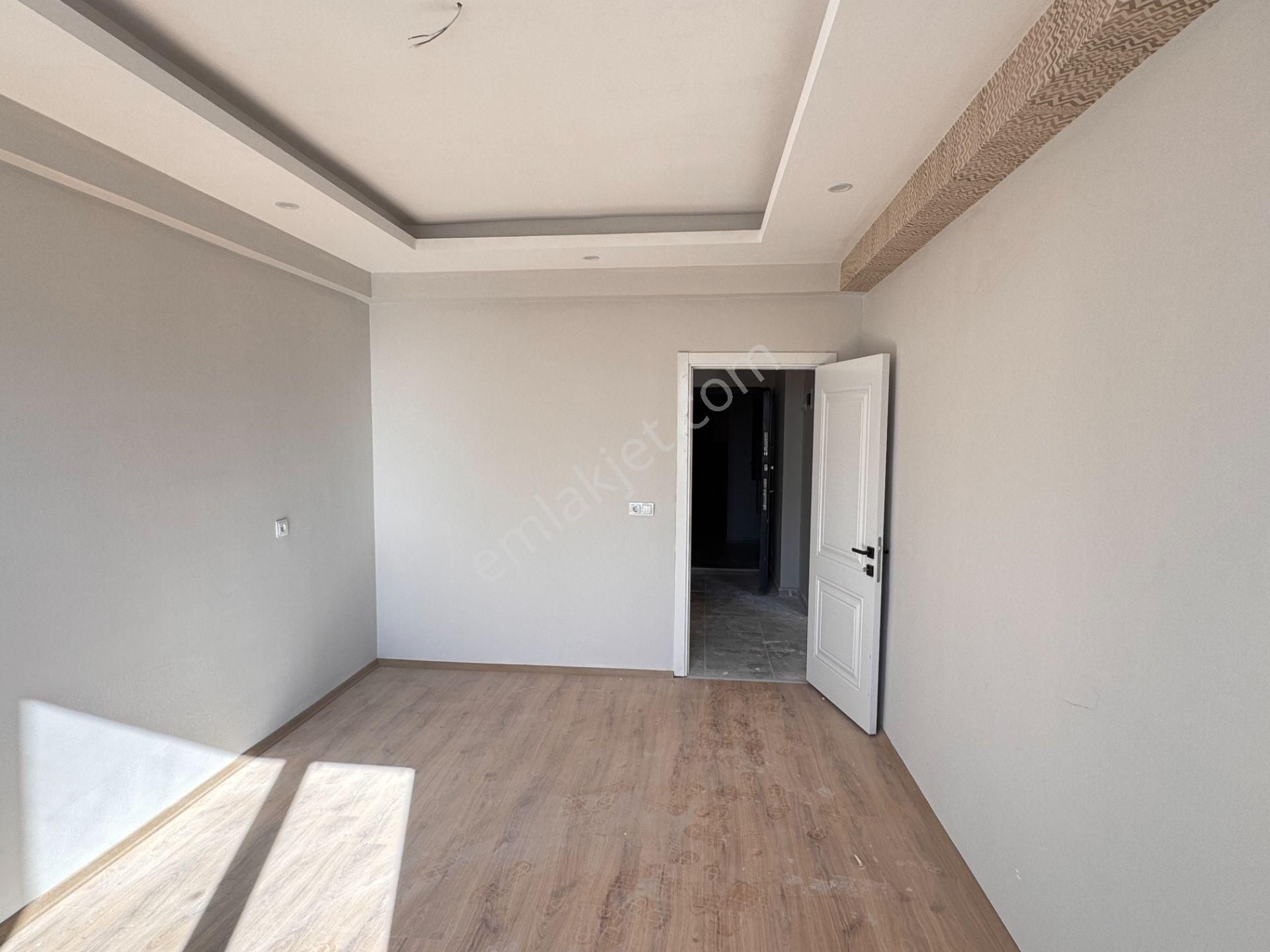 Muazam Genişlikte Sıfır 1+1 Daire İsbay Emlakta - Görsel 16