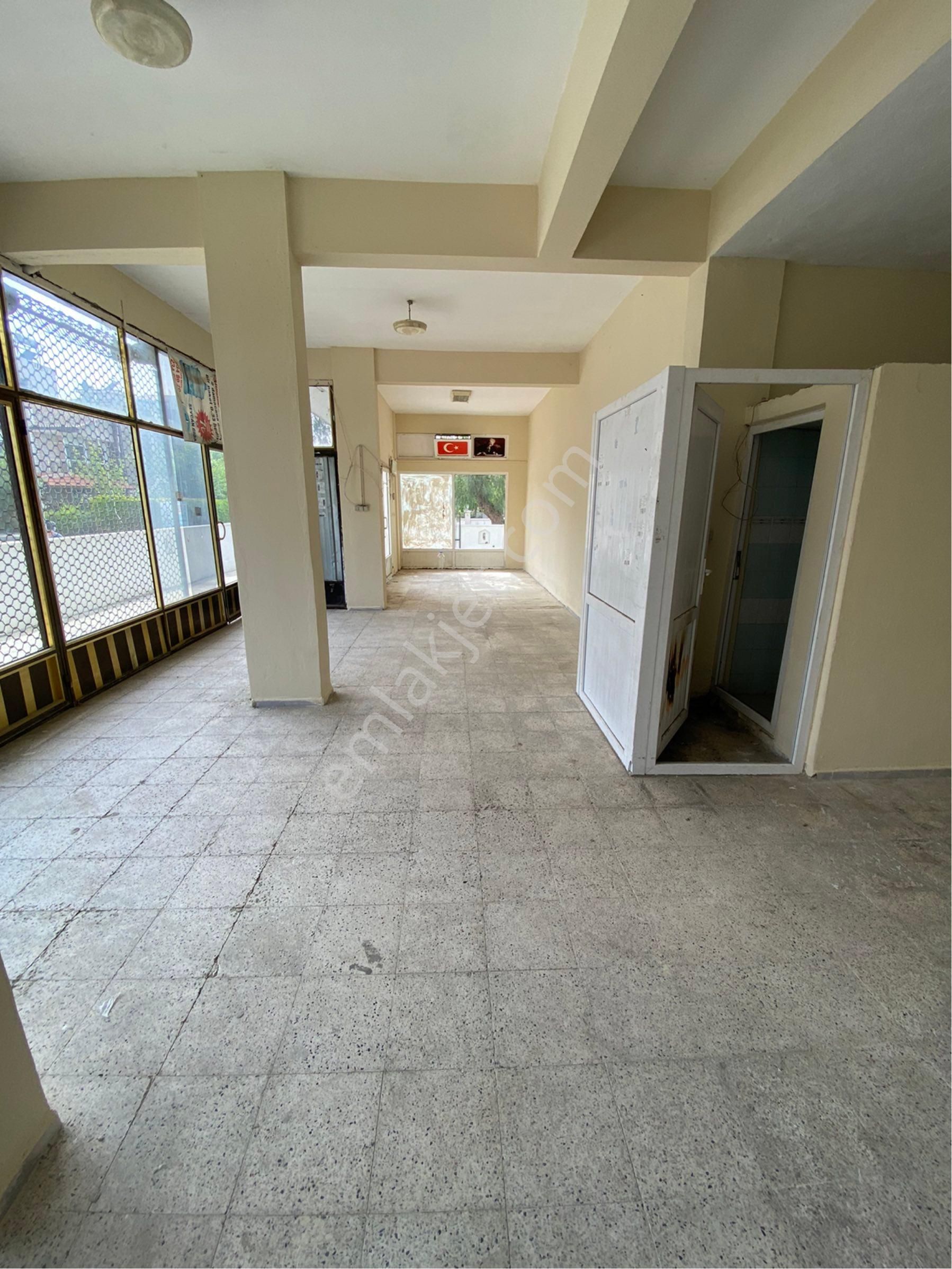 Yalı Mahallesi’nde Merkezi Konumda Geniş Kiralık Dükkan - Görsel 2