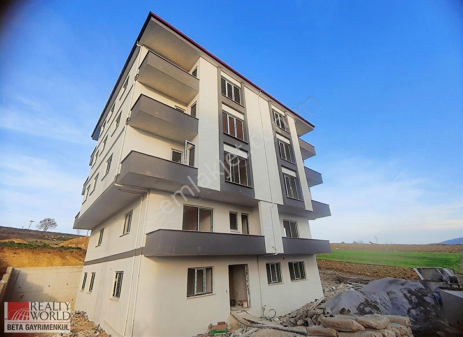 Bahçelievler Mh'de 9. Aya Teslim Peşinat Ödemeli Satılık 2+1