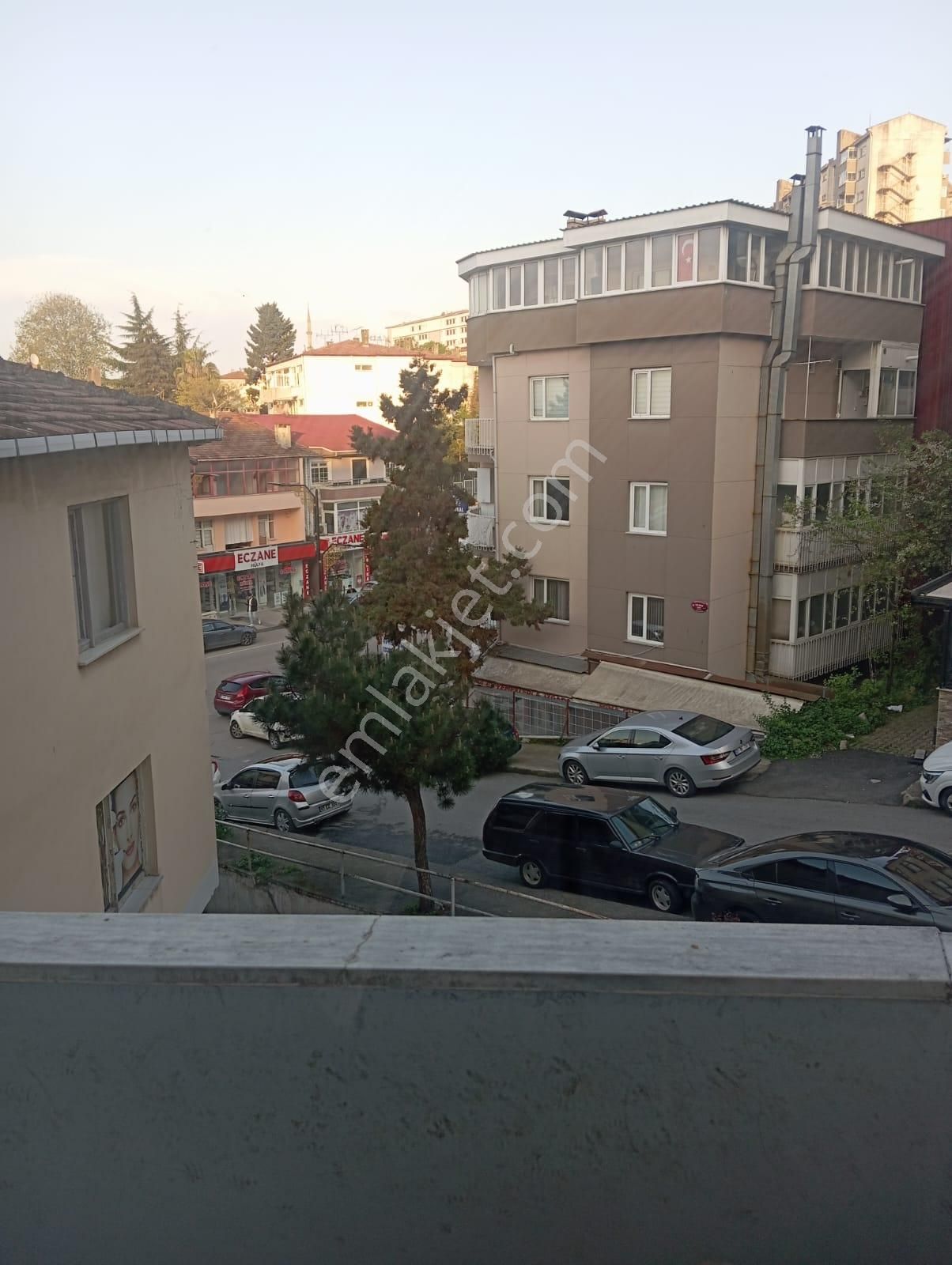Yapı Form Emlak Tan Farabı Caddesınde Okulun B Kapısına Yurume 5 Dakıka 3+1 Kıralık Daıre