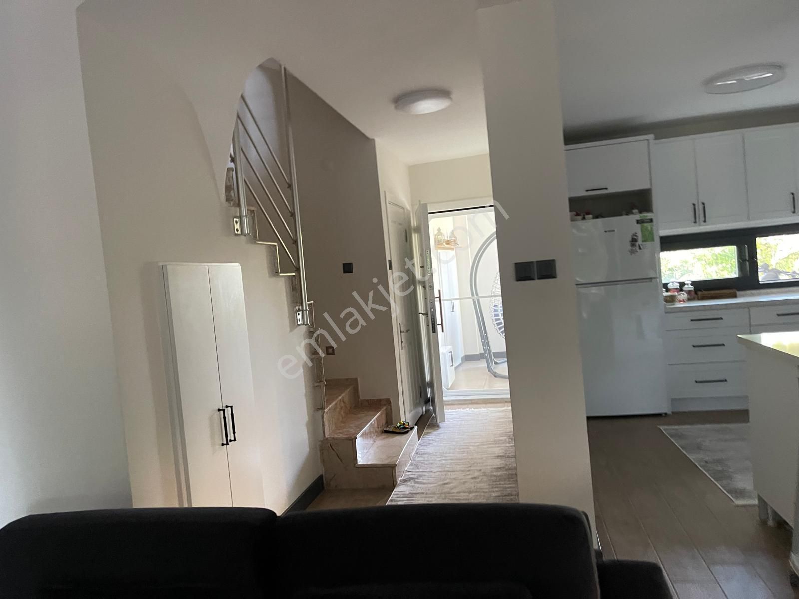 İzmir Urla'da Full Yapılı Lüks Triblex Villa - Görsel 12