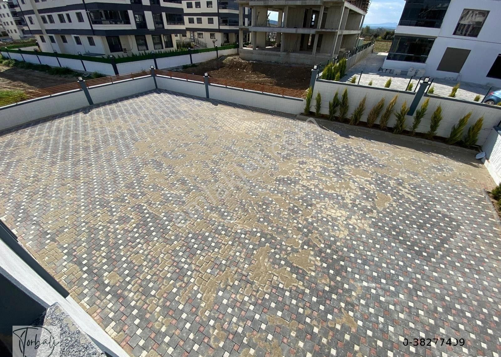Torbalı Emlak'tan Torbalı Mah. 160m2 3+1 Arakat D.gazlı, Süper Lüks, Sıfır Dairelerimiz Satılıktır - Görsel 4