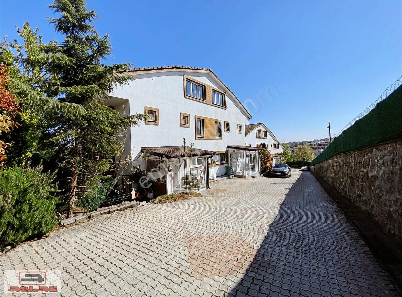 Atlas Emlak Başiskele Bahçecik Seymen Satılık Triplex Villa
