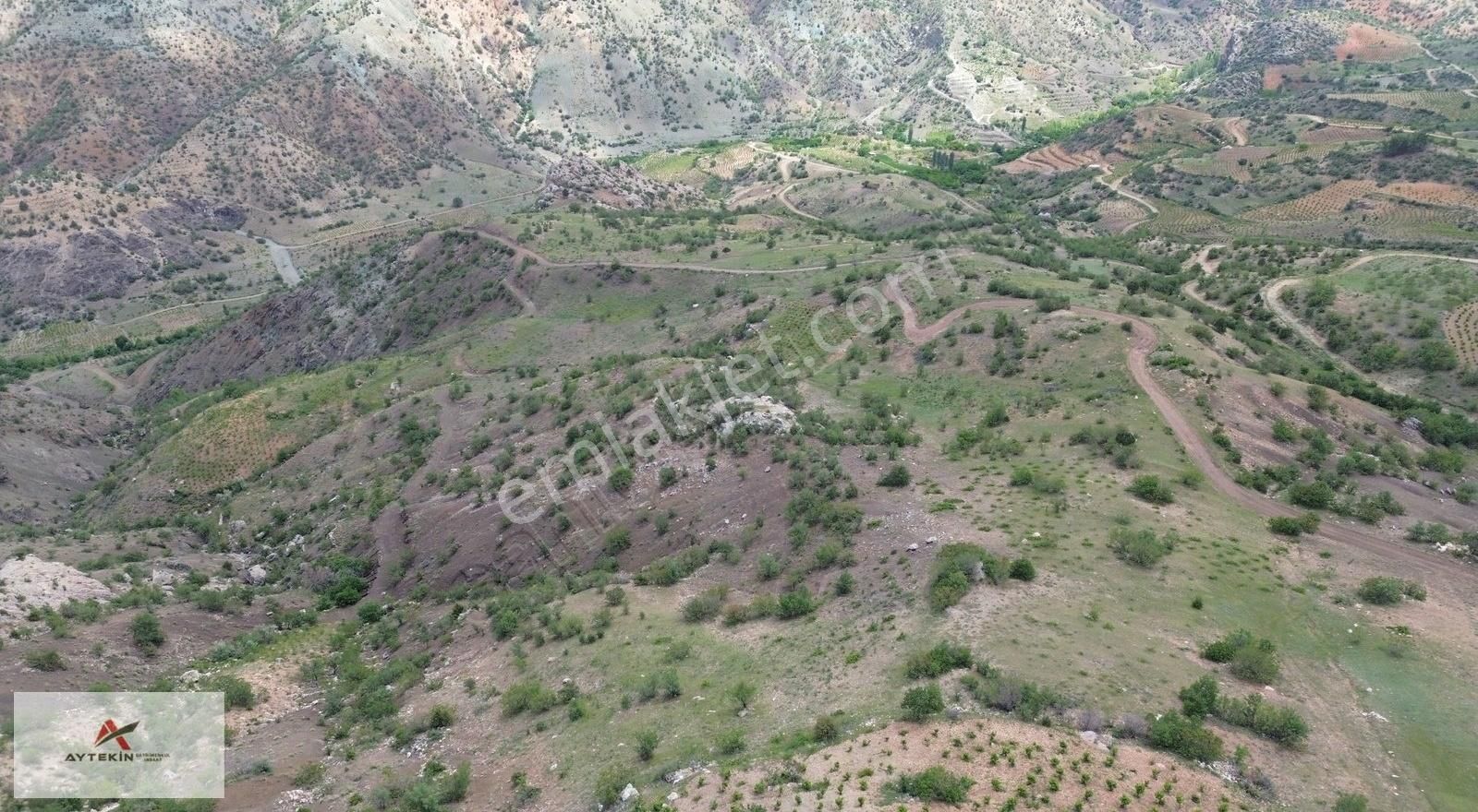 Hadim Göynükkışla Da 1.296 M2 Müstakil Tapulu Arazi