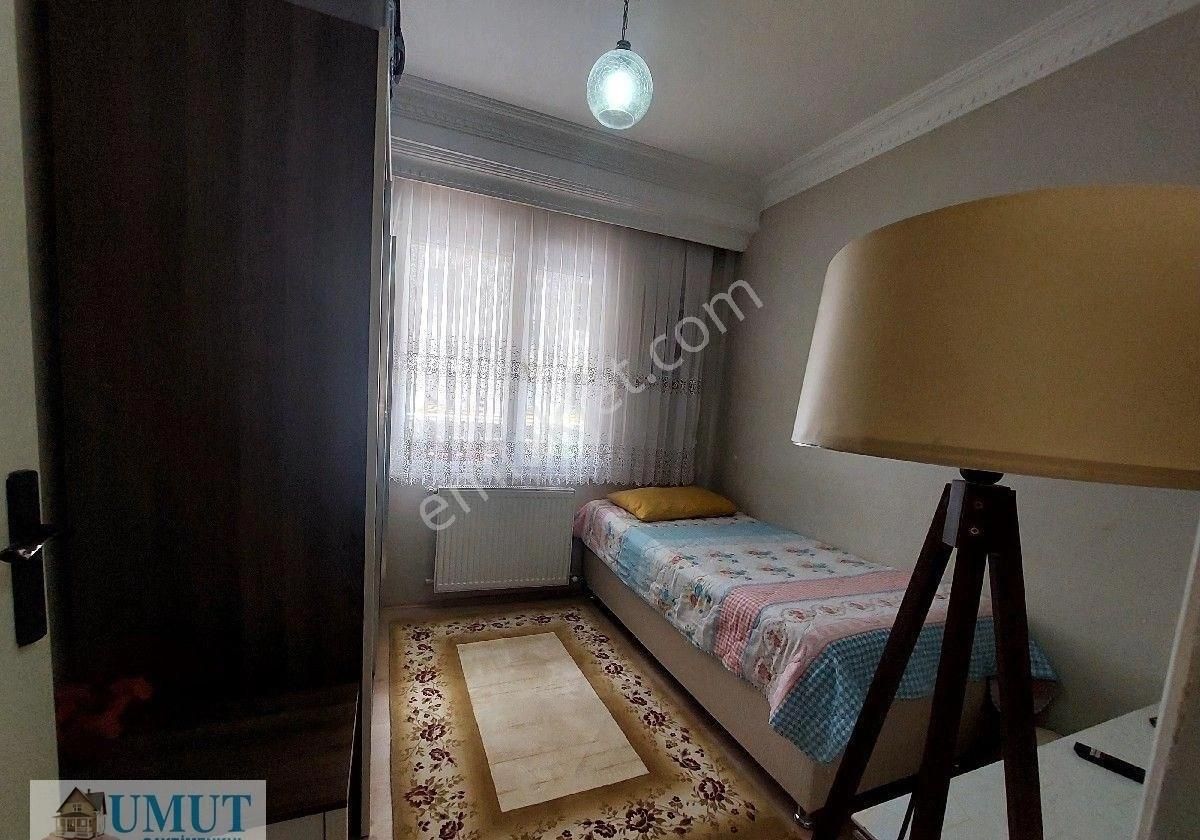 Gaziosmanpaşa Küçükköy De Satılık Daire Birinci Kat 3+1 135 M2 - Görsel 7