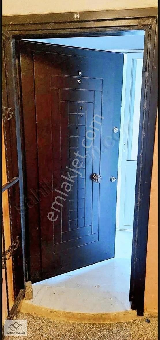 Küçükyalıda 2+1 Arakat Deniz Manzaralı Satılık Daire