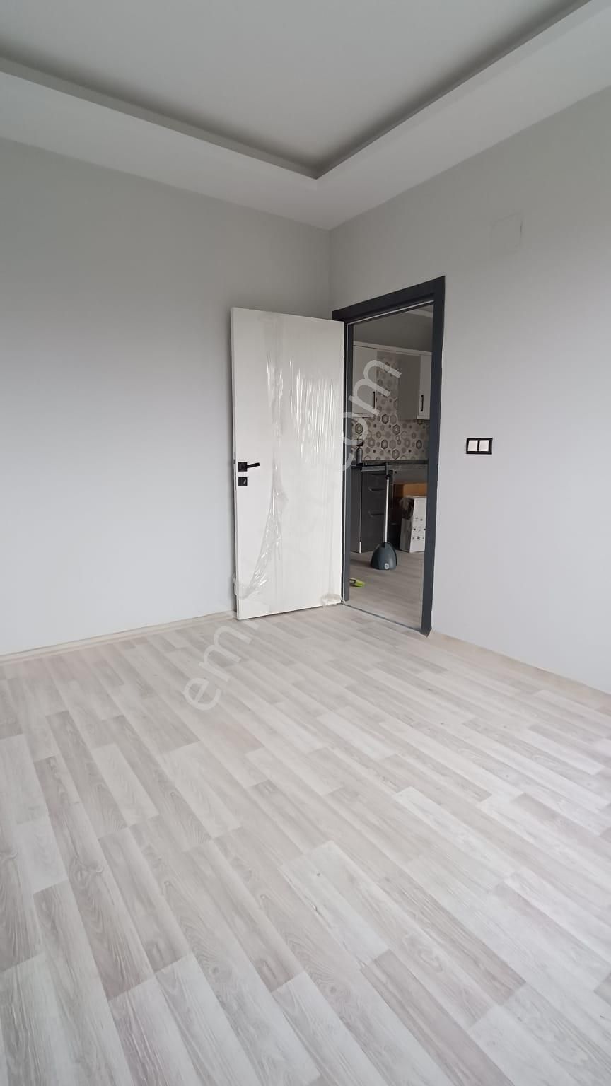 Adana Sarıçam Gültepede Reyhani Cadde Üzerinde Dolmuş Güzergahı 1+1 Kiralık Daire !! Açıklama Oku