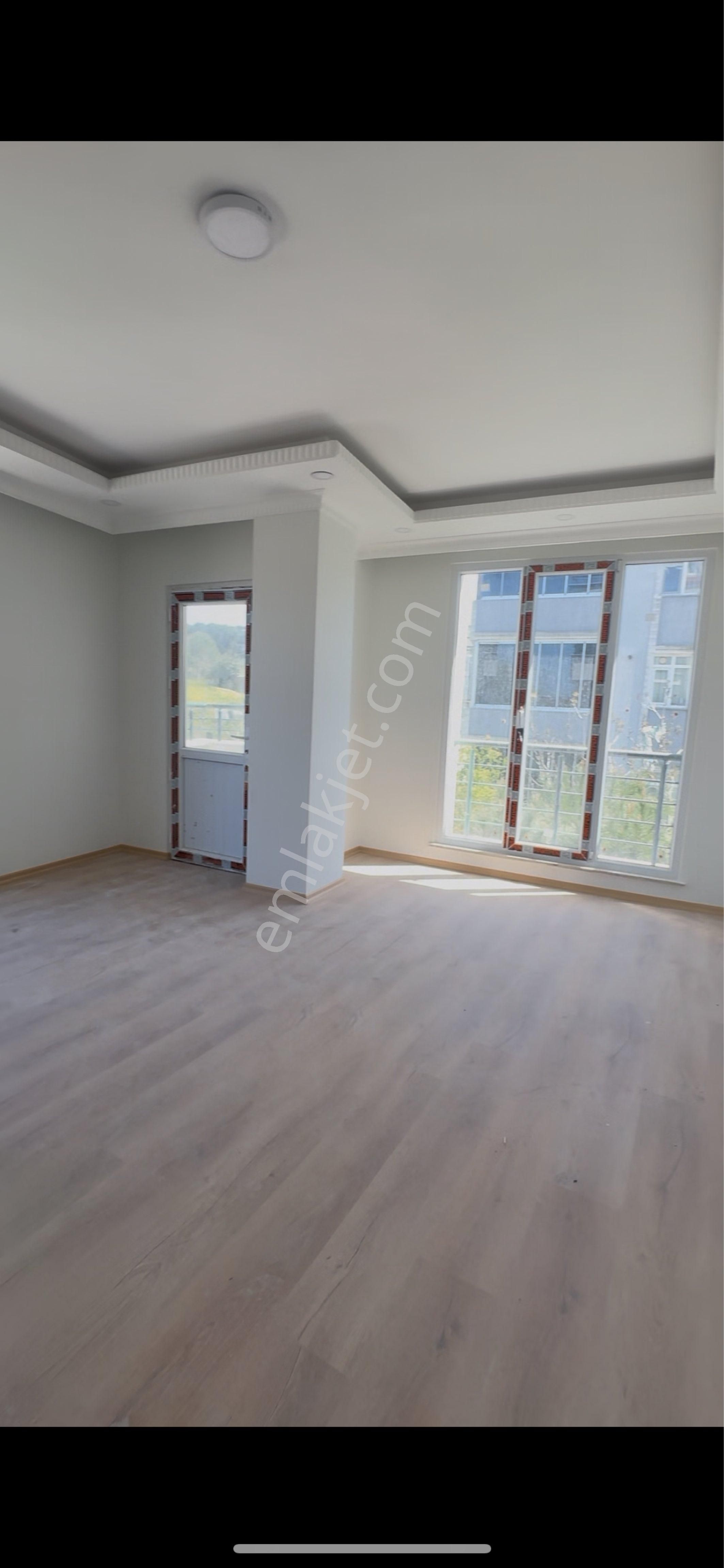 Arnavutköy Karlıbayır Mah Satılık 2+1 Arakat Daire