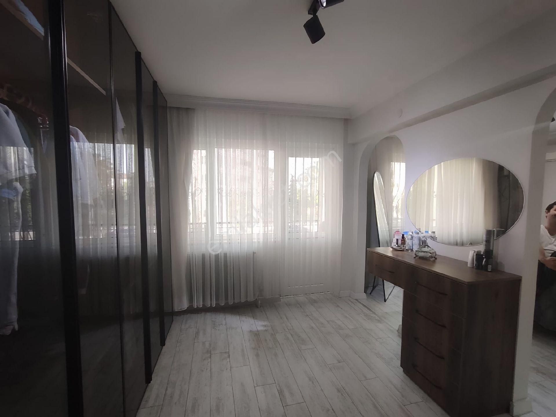 Satılık Tripleks Villa Manisa Yunusemre Güzelyurt 5+1 - Görsel 33