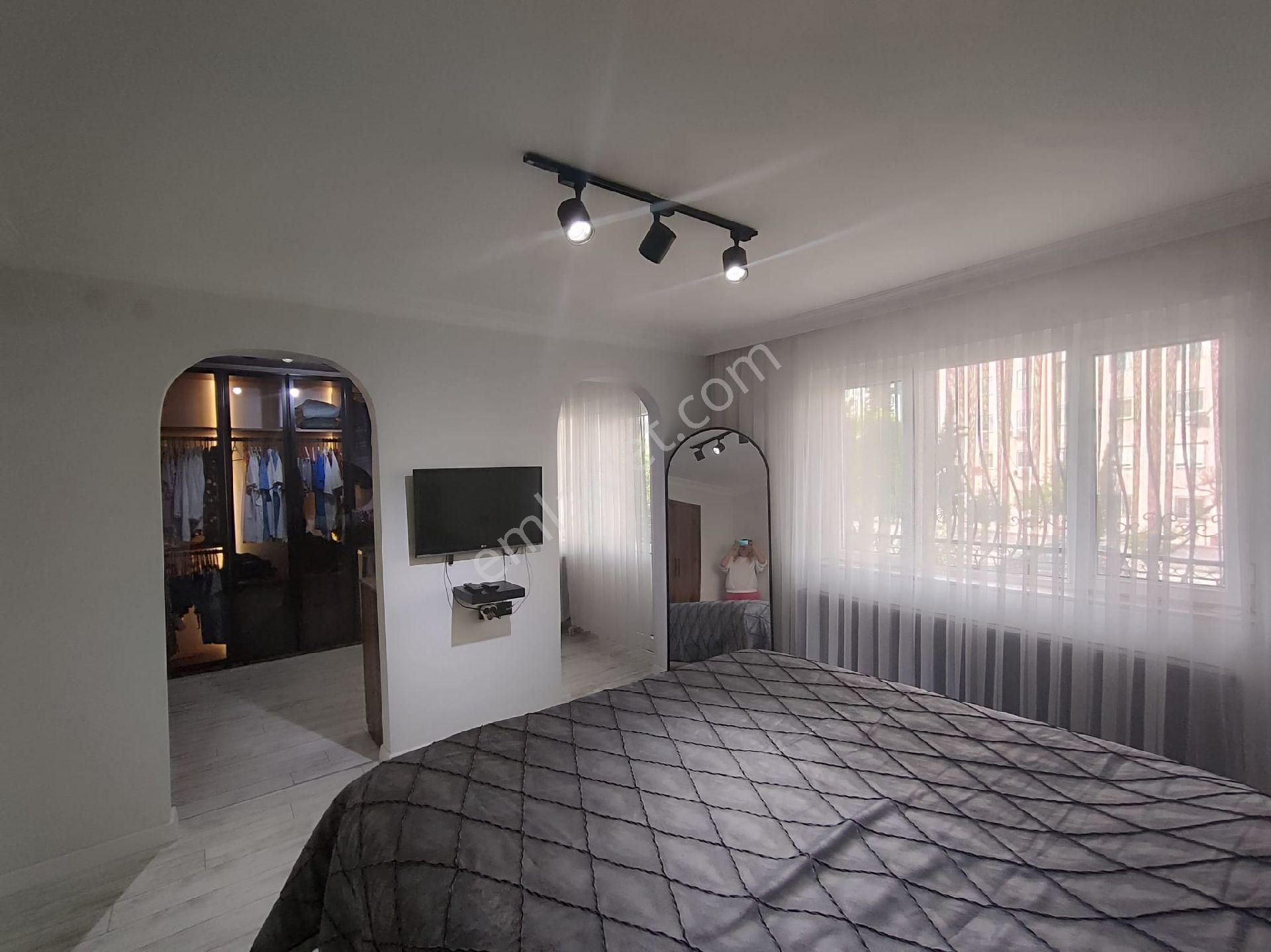 Satılık Tripleks Villa Manisa Yunusemre Güzelyurt 5+1 - Görsel 27