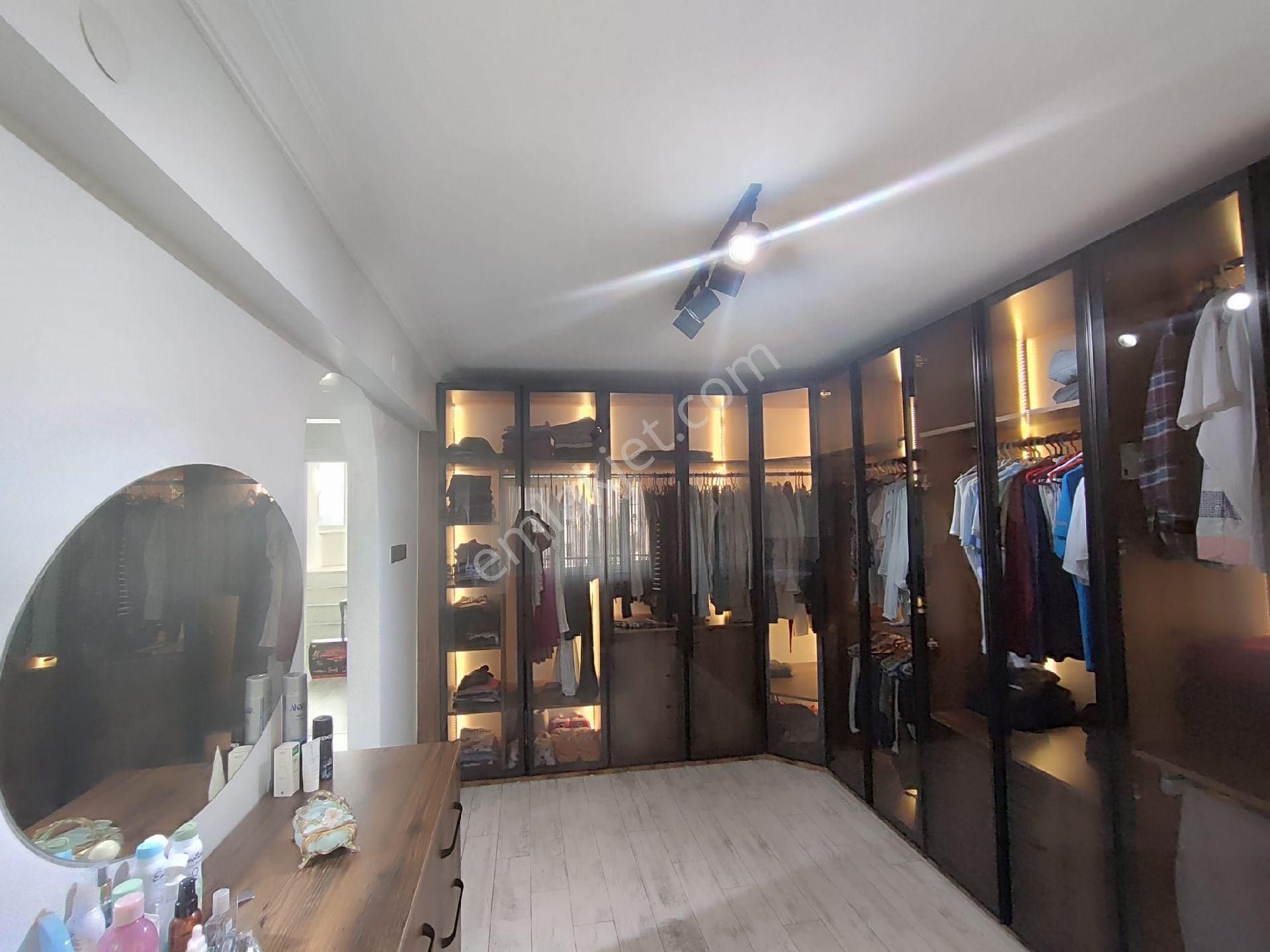 Satılık Tripleks Villa Manisa Yunusemre Güzelyurt 5+1 - Görsel 31