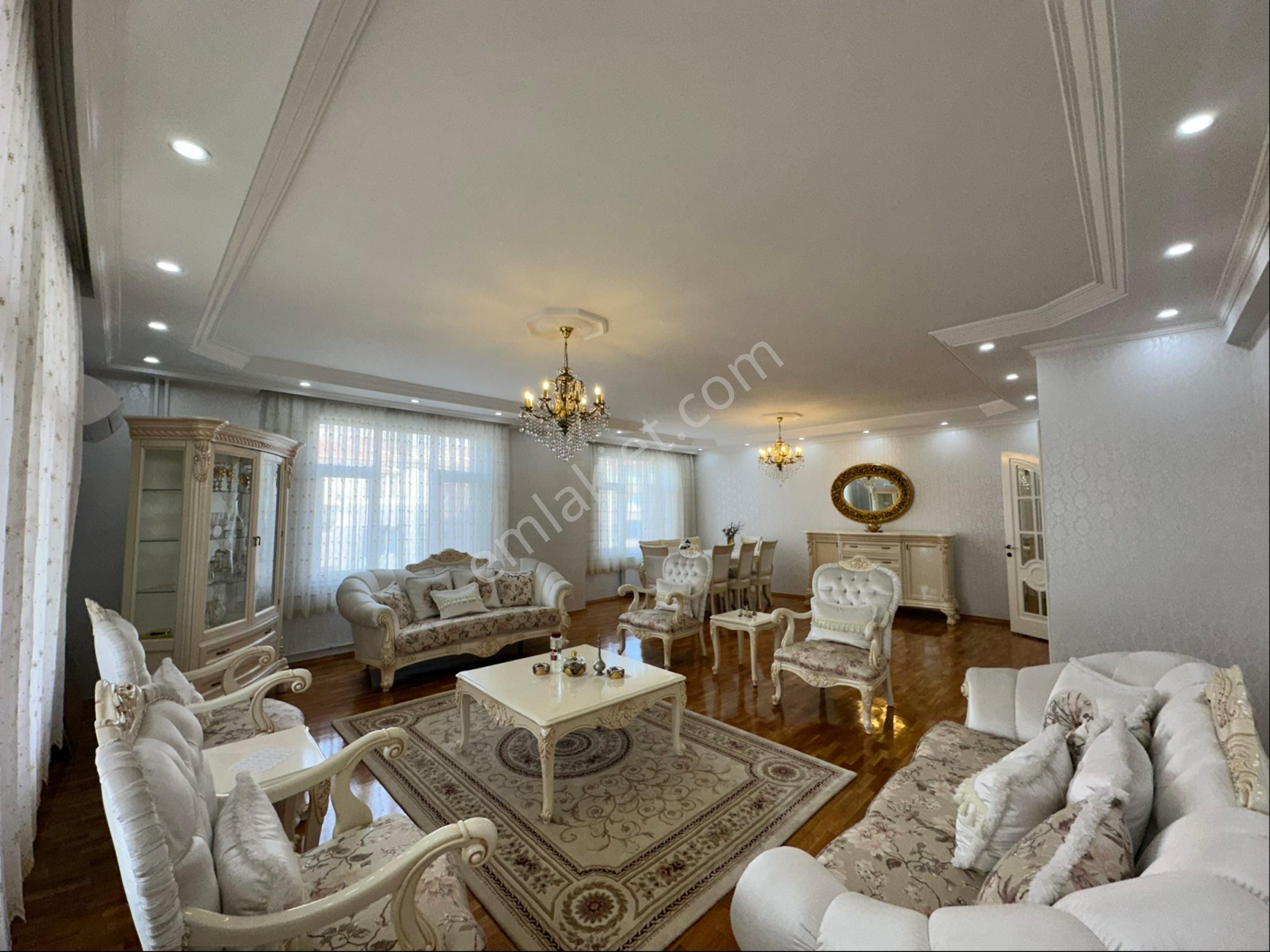 Beymahall Gyo Değirmiçem 300 M2 4+1 En Geniş Daire