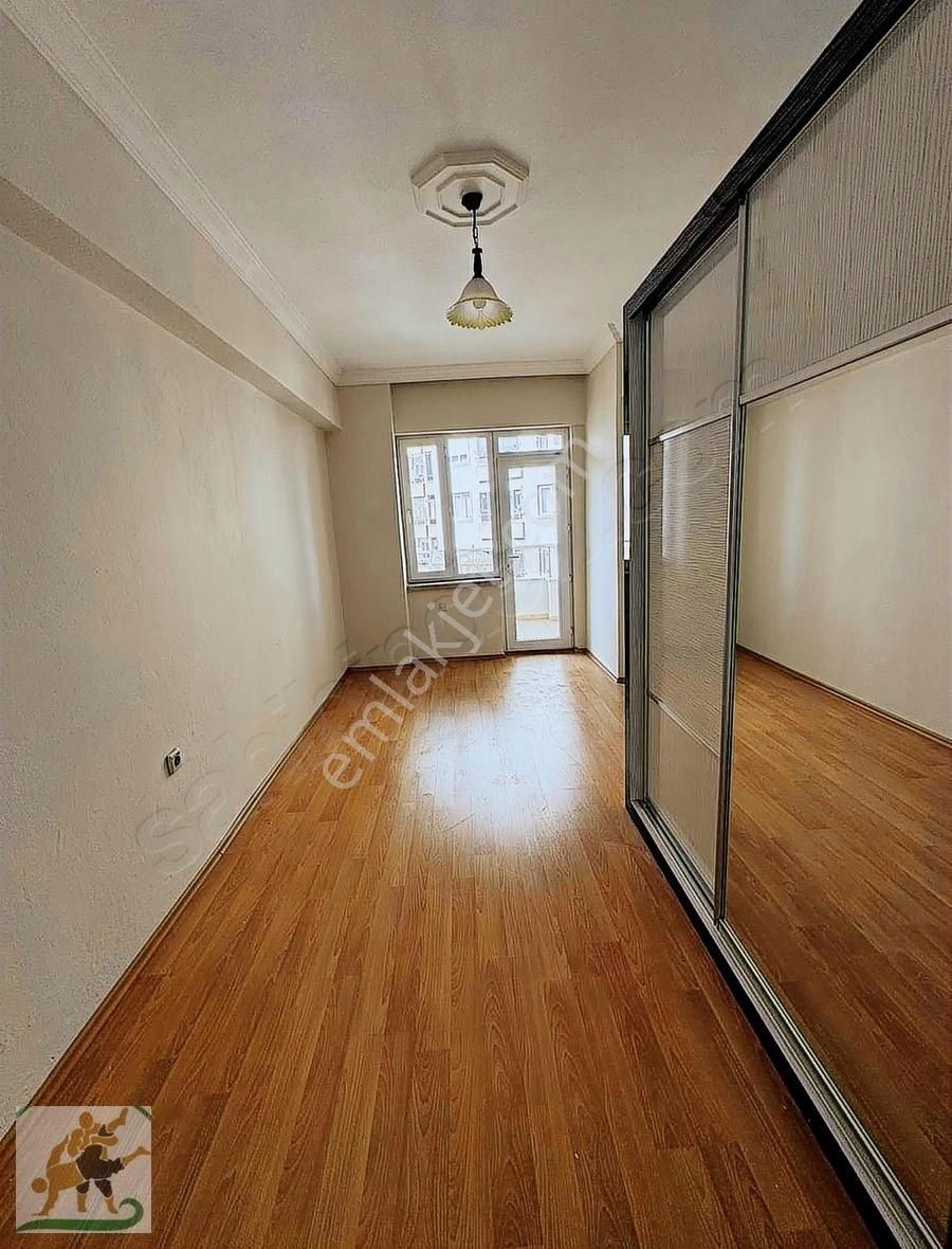 Afşinkent Sitesin'de Havuzlu 3+1 Geniş Ferah Kiralık Daire