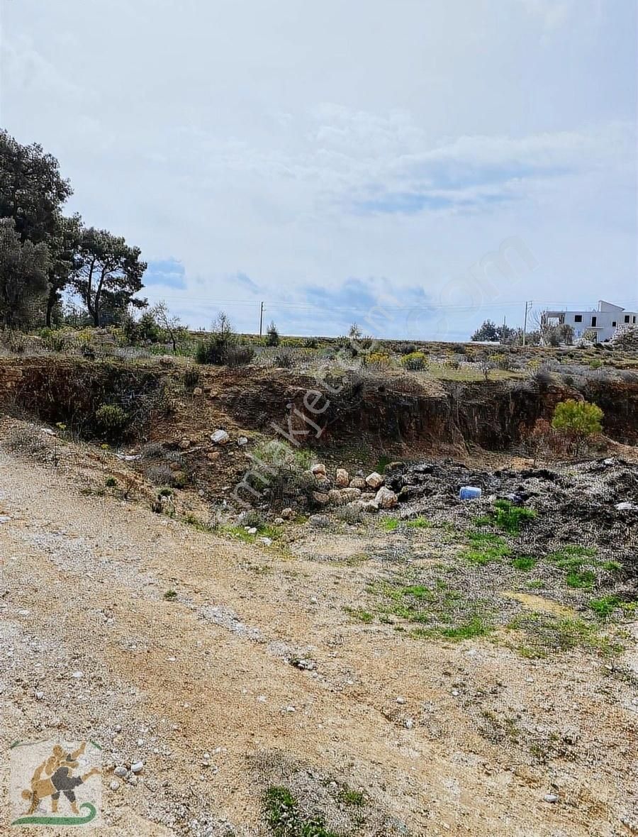 Kaş Kalkan Kınık Müstakil Tek Tapu Köy İçi Satılık