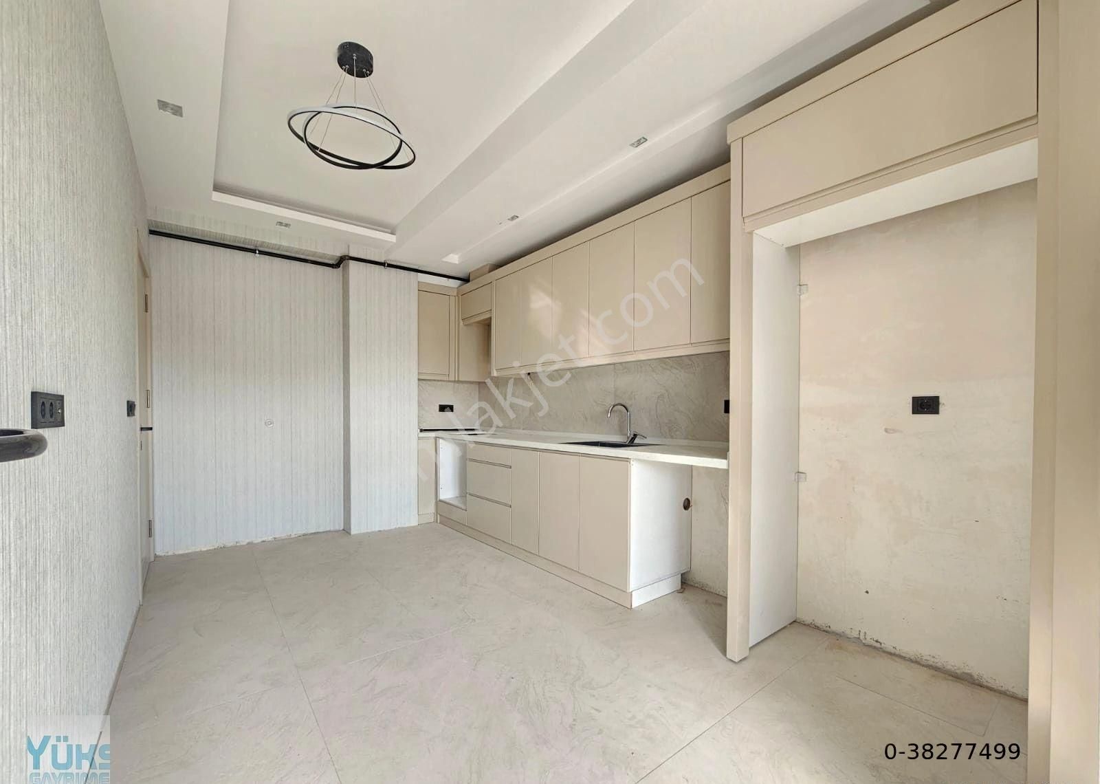 Denizli Şemikler De 2+1 120 M2 Cadde Üzeri Satılık Fırsat Daireler