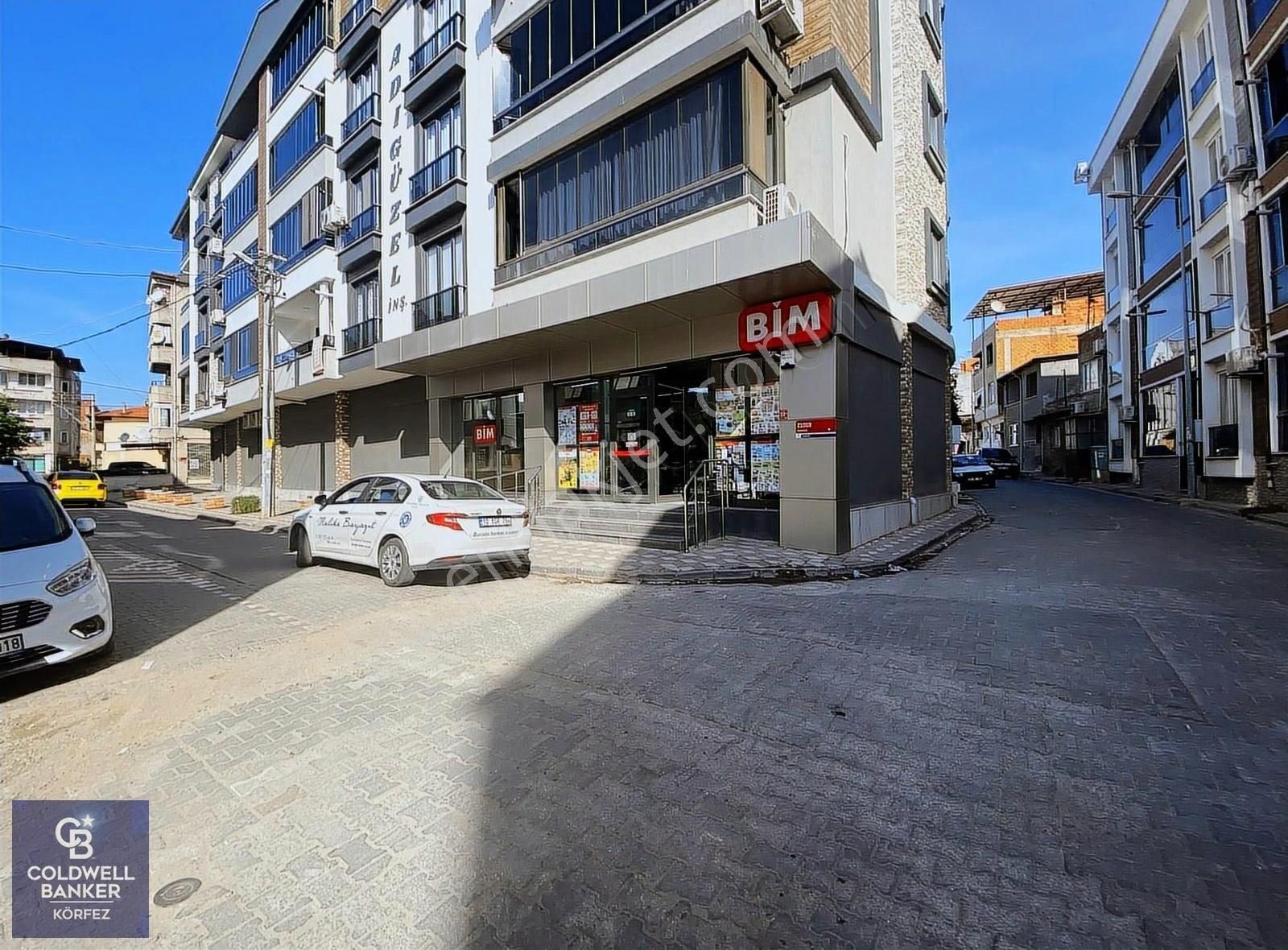 Balıkesir Edremit Turhanbey Mahallesinde Satılık Depolu İş Yeri