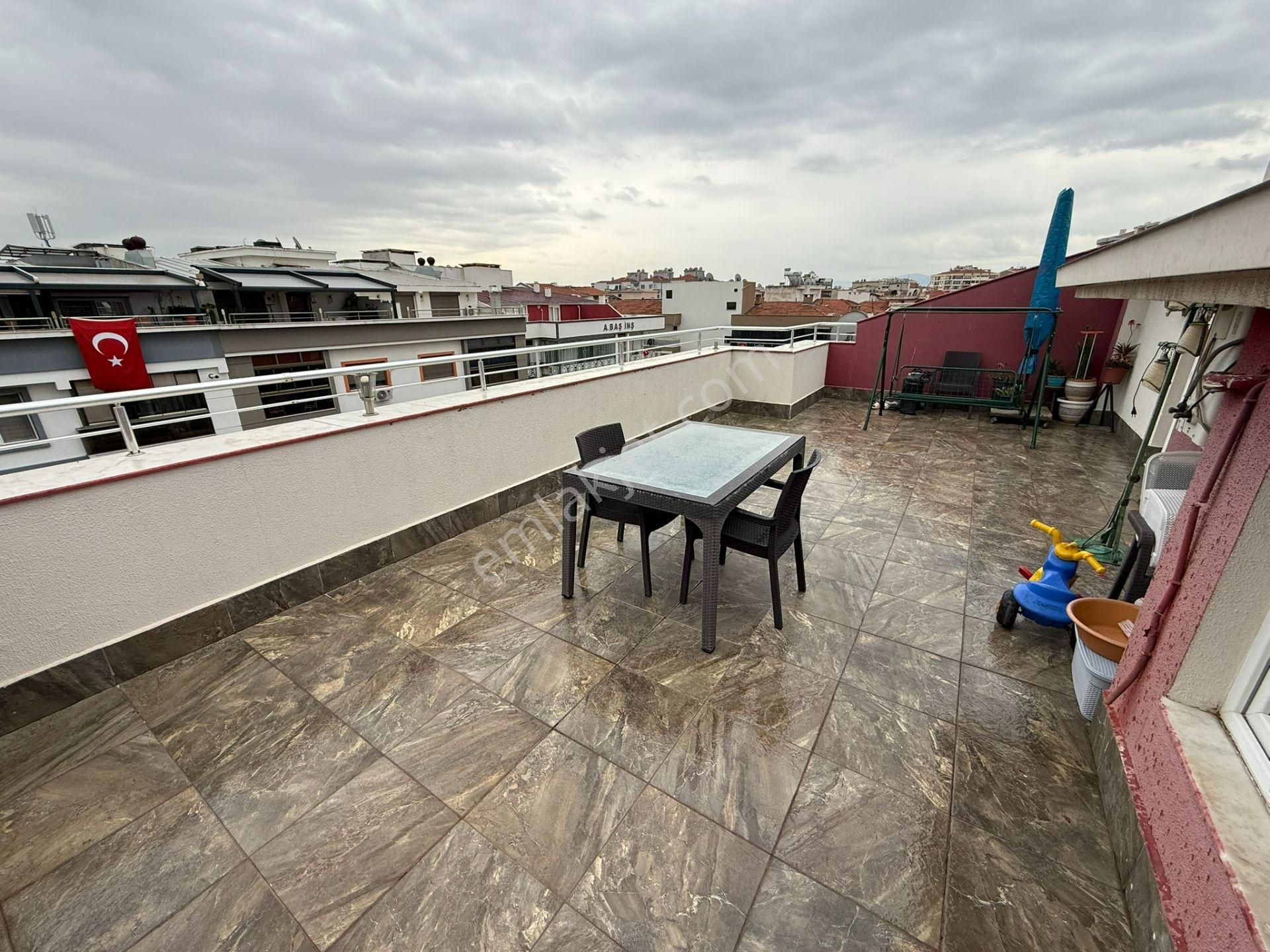 Demirköprü'de | Dubleks 3+1 | 220 M2 | İzban Yakını - Görsel 2