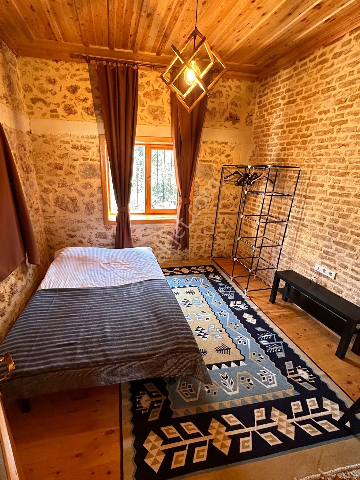 Kaleiçinde Lüks Yapılı 2+1 Villa - Görsel 8