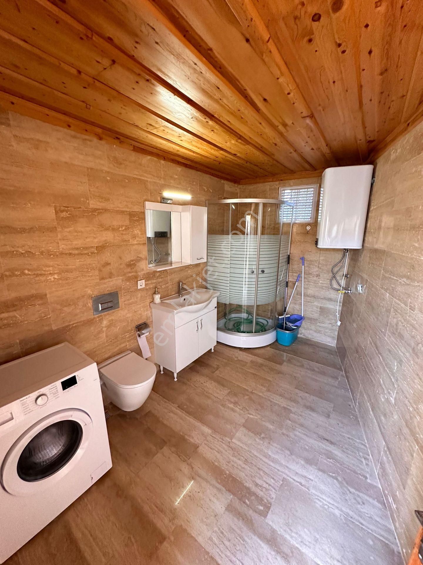 Kaleiçinde Lüks Yapılı 2+1 Villa - Görsel 9