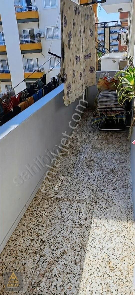 Aydın Dan Yeşilyurt'ta İçi Komple Yapılı 3+1 Daire
