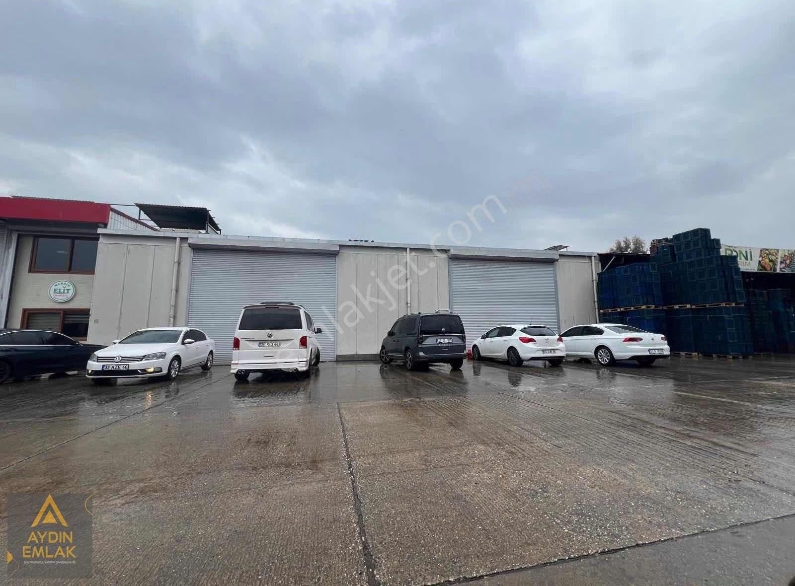 Aydın'dan Meyve Ve Sebze Halinde 1.000 M2 İşyeri
