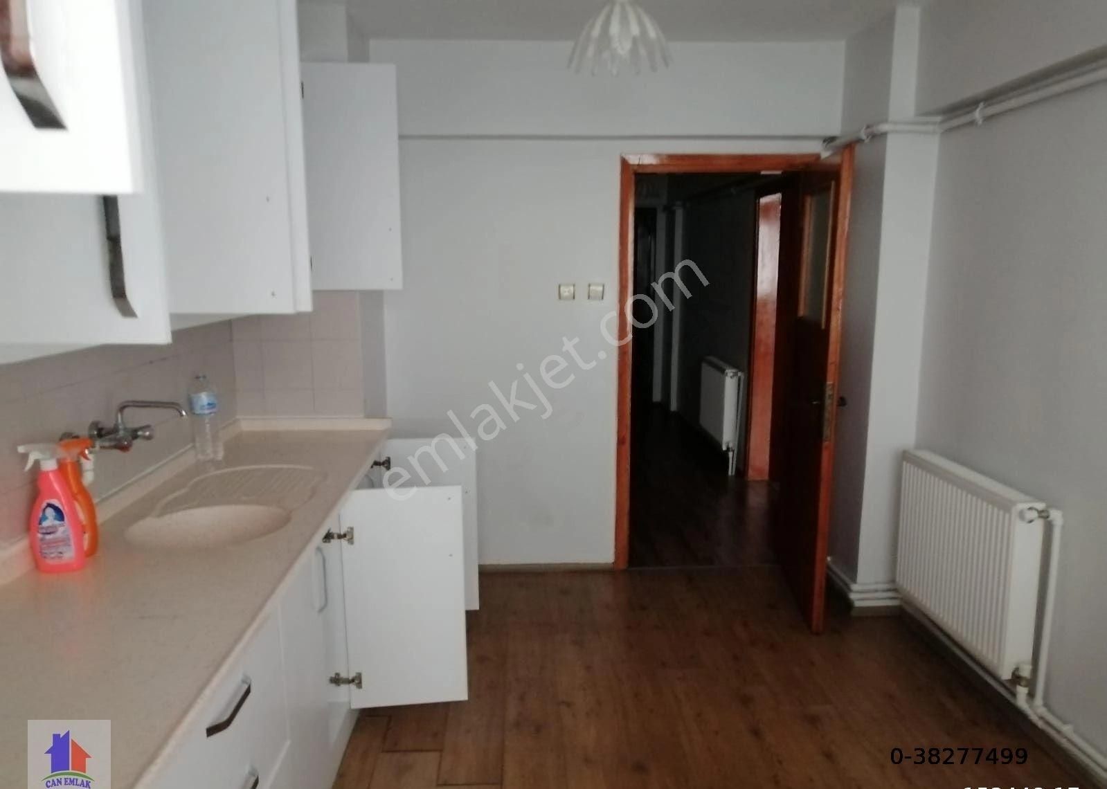 Mudanya Halitpaşa Mah.de Satılık Daire3+1 Merkezde 2.kat Bakımlı Daire Marina Üstü Konumdadır - Görsel 2