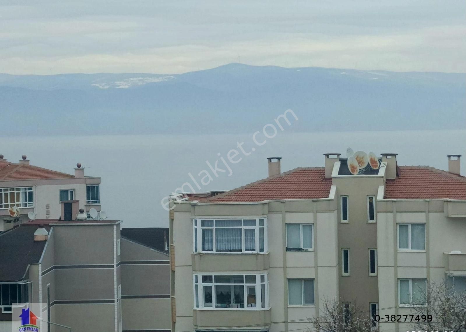 Mudanya Yeni Mah.de Kiralık Daire Site İçi Deniz Görüyor 3,kat Geniş Ferah 3+1 Asansörlü Merkezde