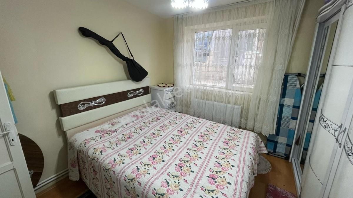 Anadolu Emlaktan Çarşı Merkezde 2+1 Satılık Geniş Daire - Görsel 12