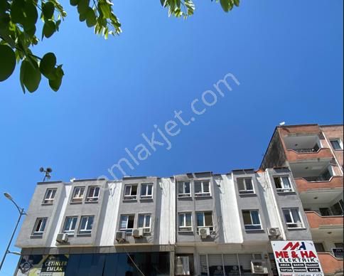 Dalamanda Dost Emlaktan Merkezde Eşyalı 2+1 Satılık Daire - Görsel 3