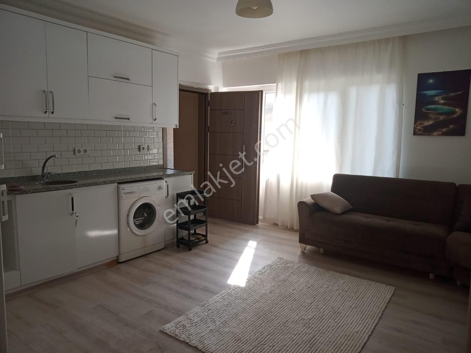 Dalamanda Dost Emlaktan Merkezde Eşyalı 2+1 Satılık Daire - Görsel 7