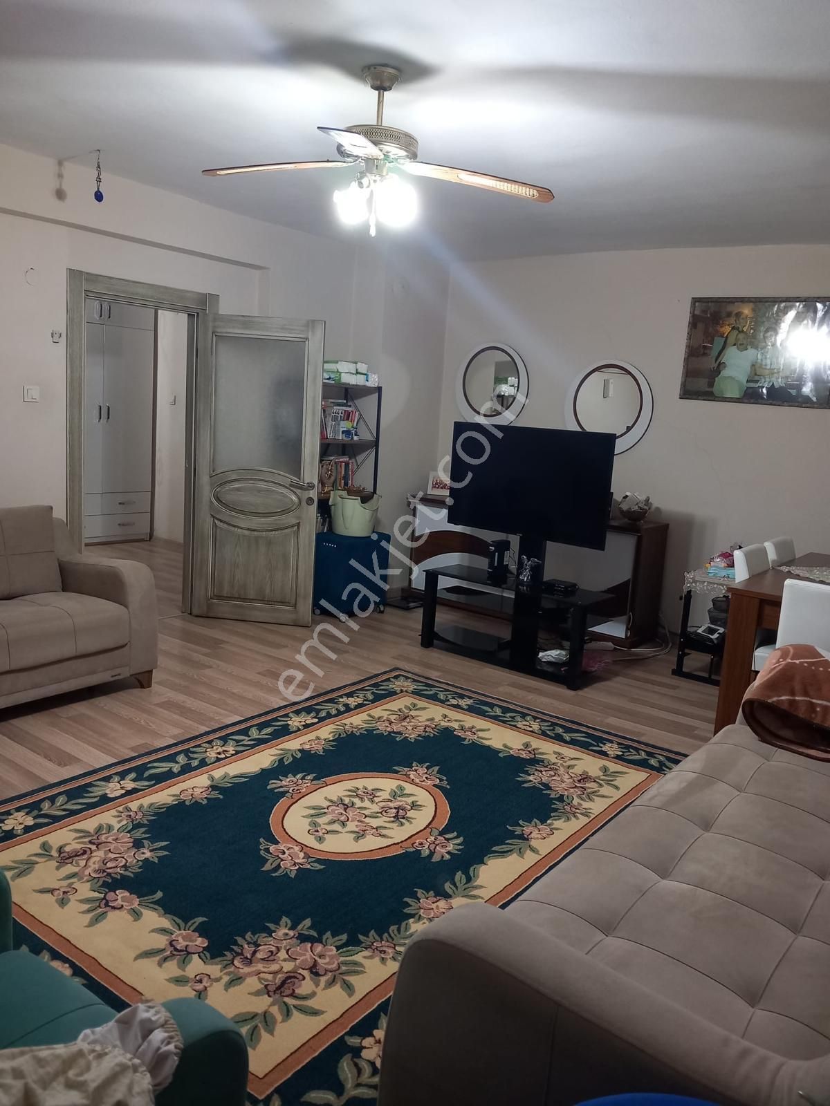 Mersin Akdeniz Hamidiye Mahallesinde 3+1 Daire