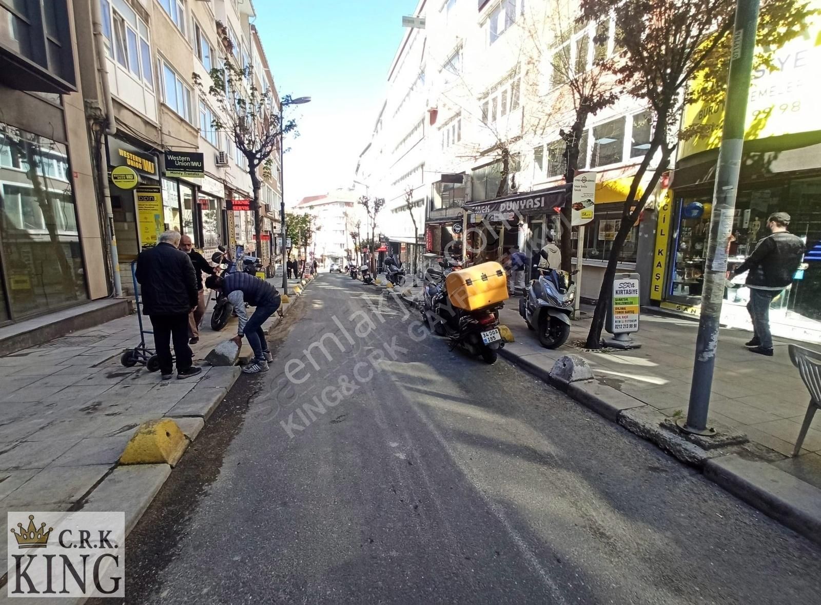 Şişli Mecidiyeköy Cadde Üzeri E-5'e 100 Metre 3+1 160m2 Satılık