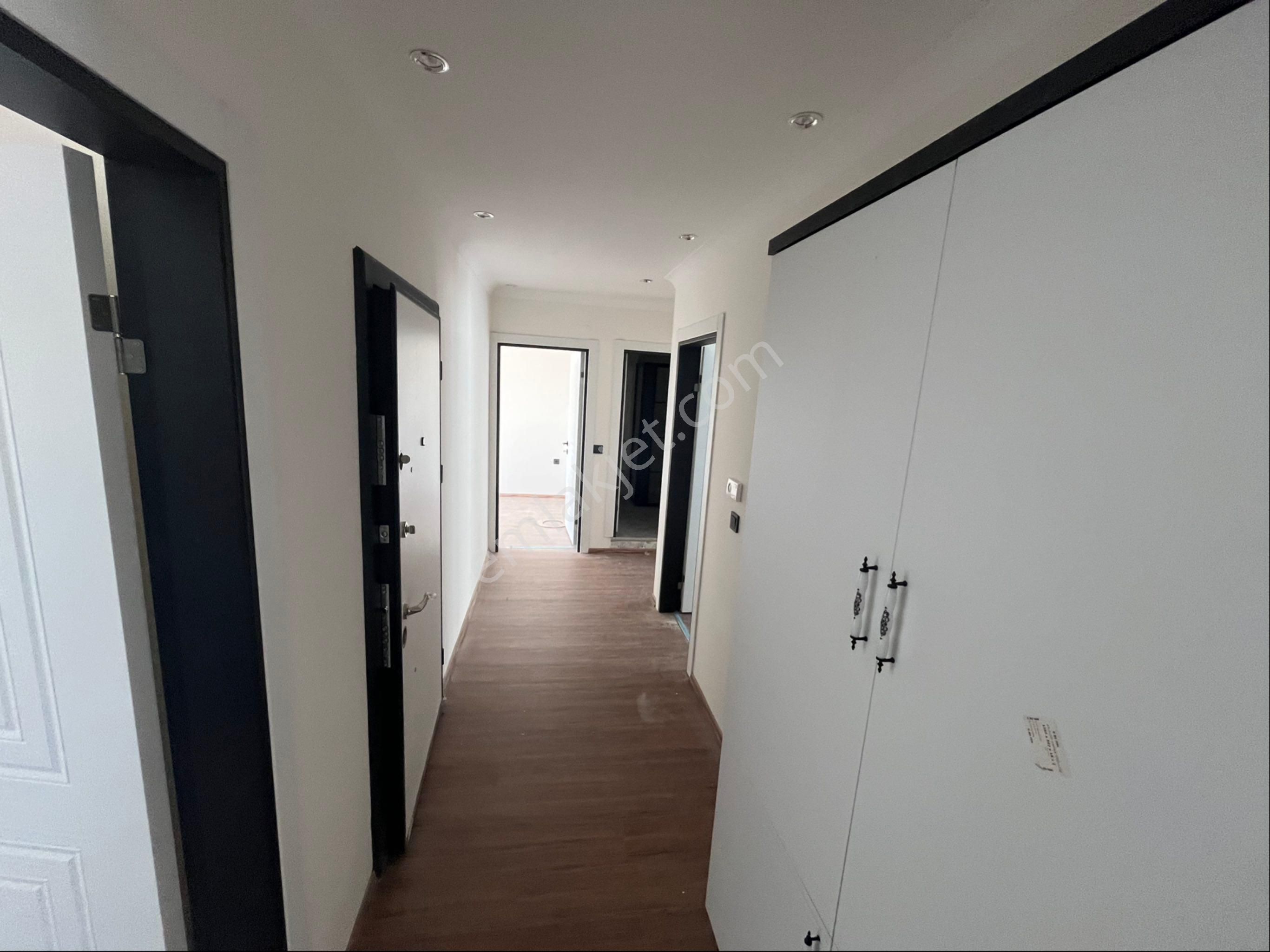 Kücükkuyu ‘da 3+1 Ebeveyn Banyolu Sıfır Daire - Görsel 14