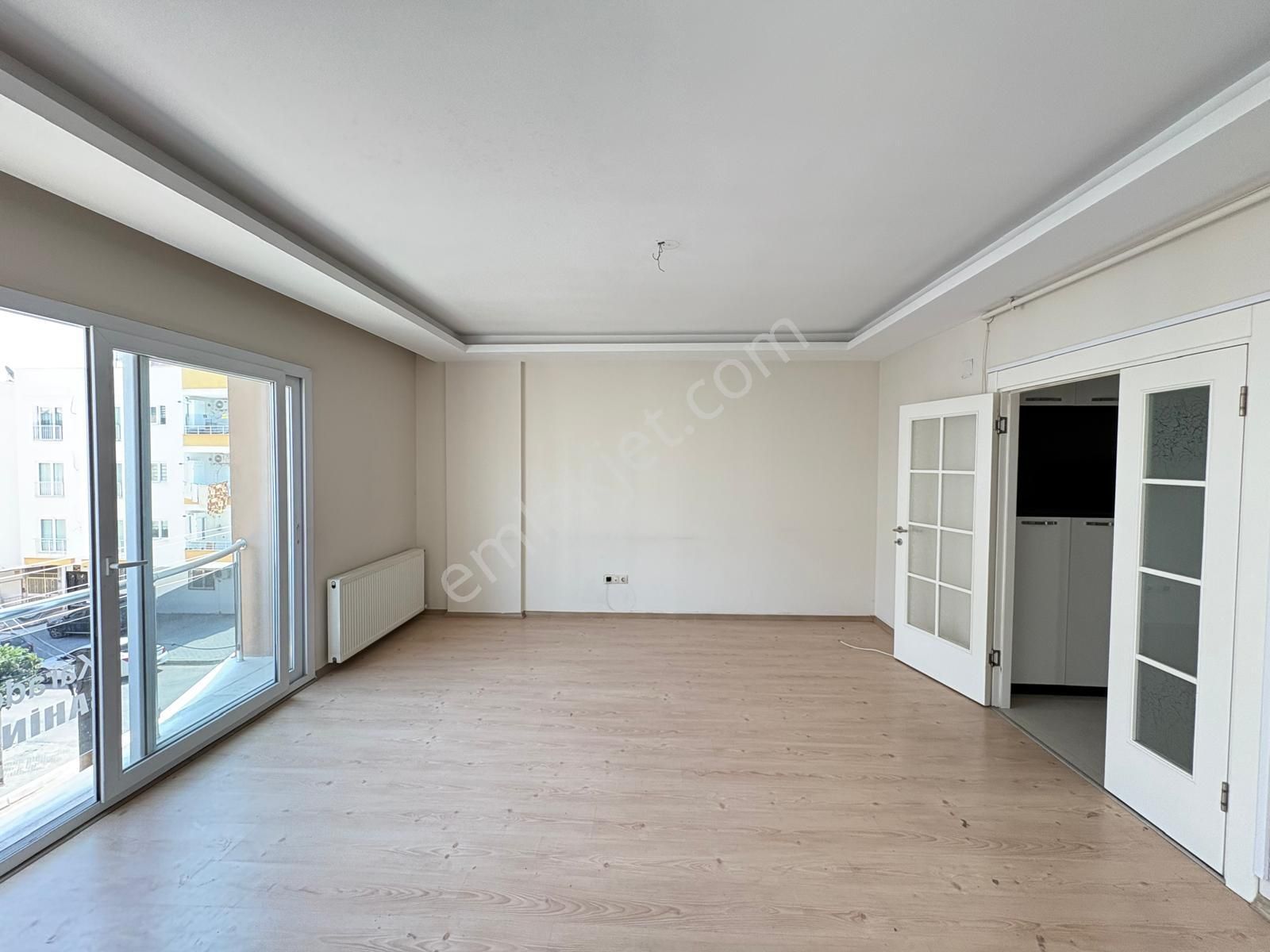 Prestij'den Bahçelievler'de Site İçi Asansörlü Doğalgazlı 2+1
