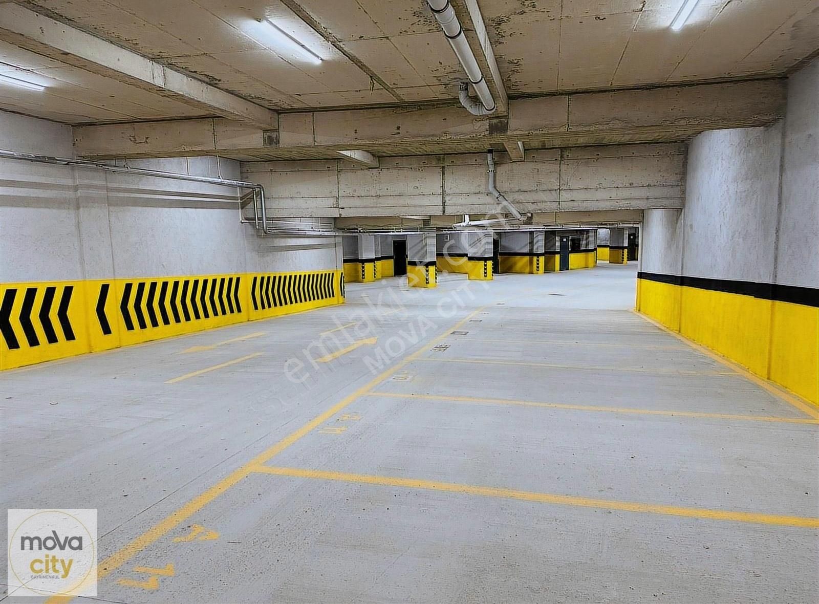 Turkuaz Kayışoğlu Park Sitesinde 4+1 Lüks Ara Kat Kiralık Daire