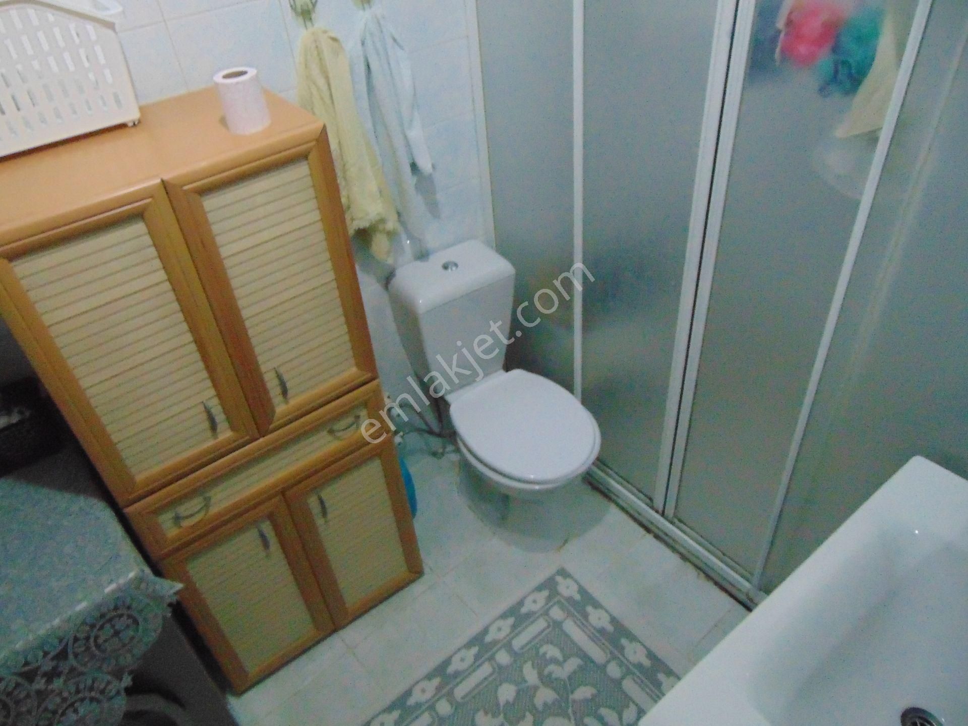 İstanbul Bahçelievler Şirinevlerde Satılık 3+1 Teraskatı Açıklamayı Okuyunuz - Görsel 16
