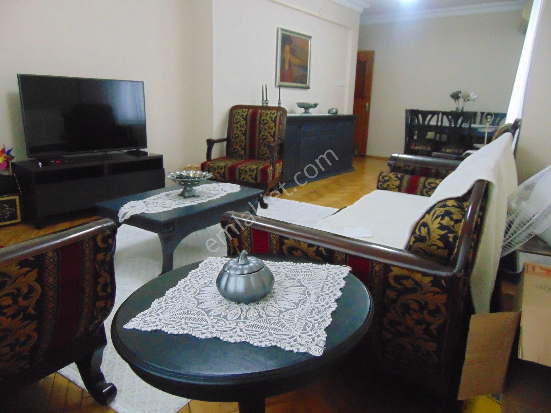 İstanbul Bahçelievler Şirinevlerde Satılık 3+1 Teraskatı Açıklamayı Okuyunuz - Görsel 4