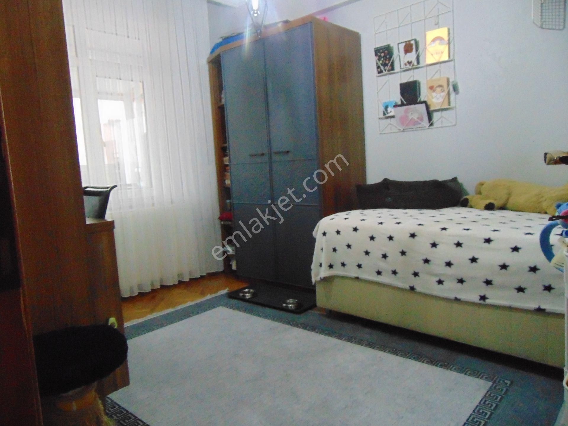 İstanbul Bahçelievler Şirinevlerde Satılık 3+1 Teraskatı Açıklamayı Okuyunuz - Görsel 20