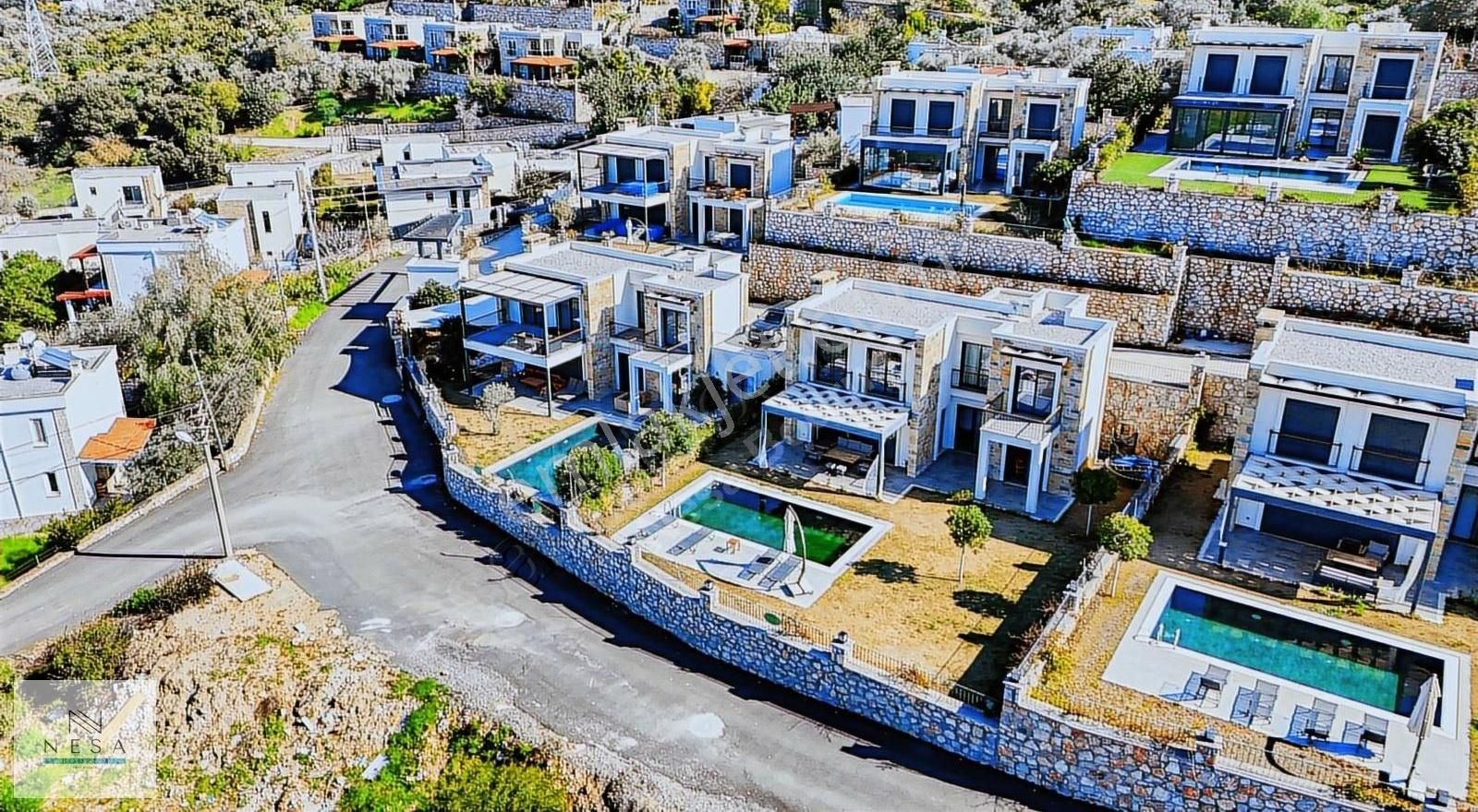 Bodrum Cennetkoy'da Denize Yakın Satılık 3+1 Havuzlu Villa - Görsel 23