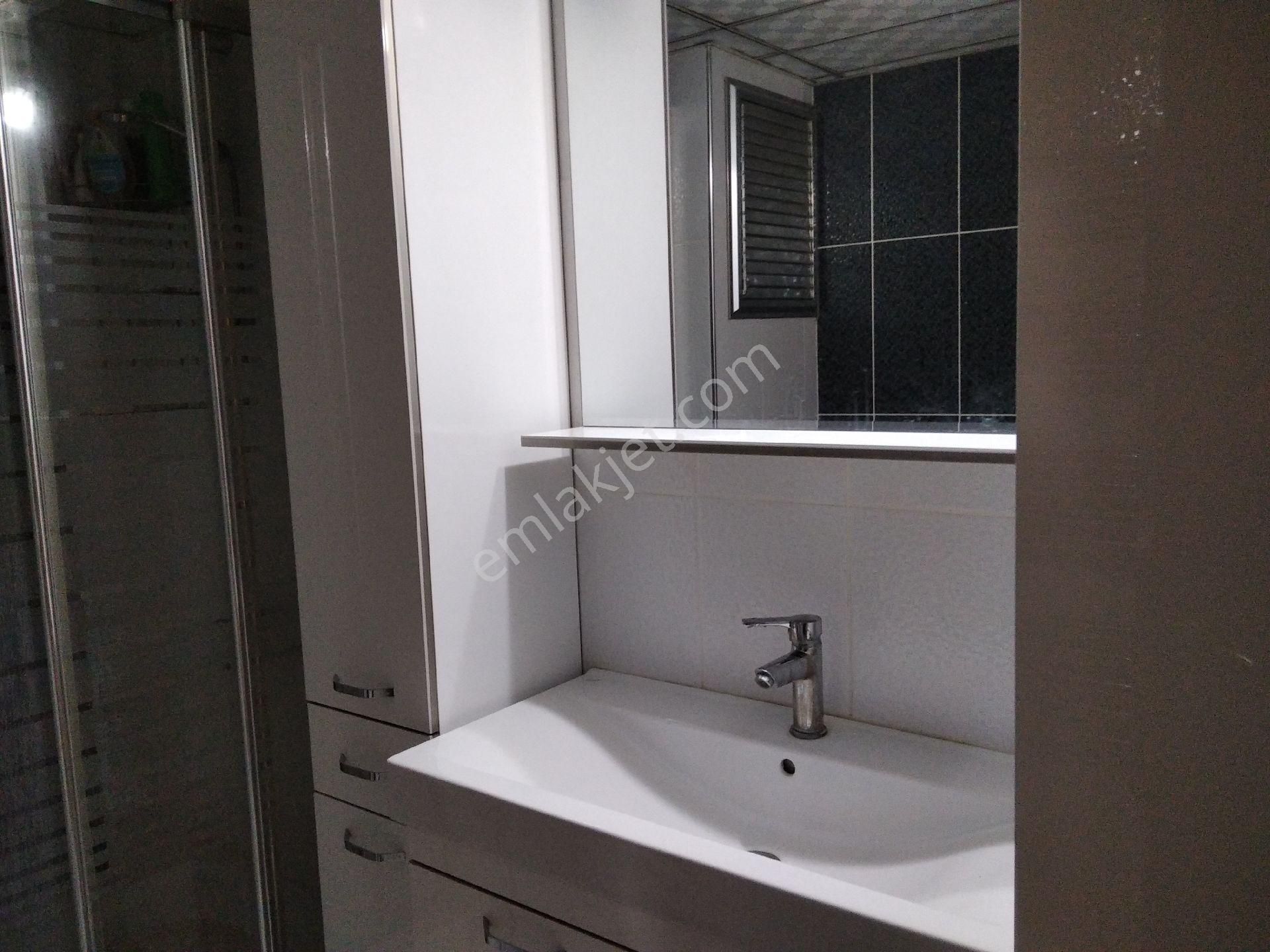 Balçova Ekonomii Üniversitesi Yakını Tertemiz Daire - Görsel 22