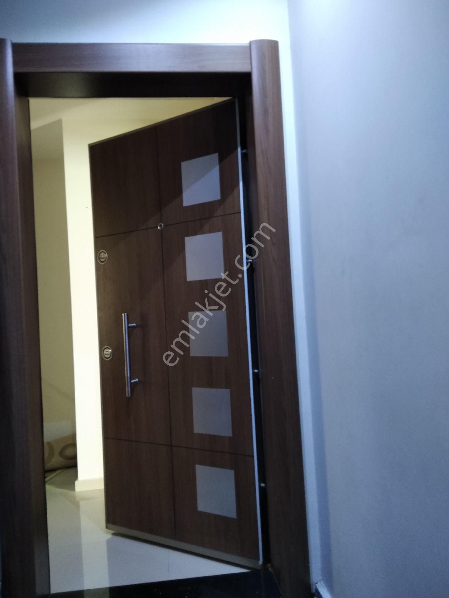 Balçova Ekonomii Üniversitesi Yakını Tertemiz Daire - Görsel 33