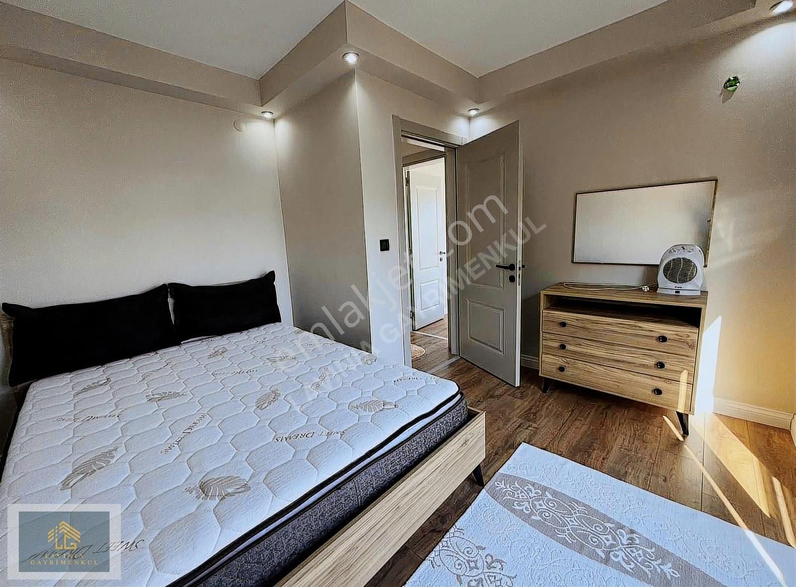 Lavınıa'dan Eska Evlerinde Eşyalı Satılık 3+1 Villa - Görsel 26