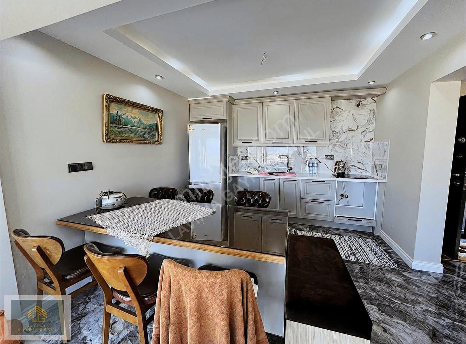 Lavınıa'dan Eska Evlerinde Eşyalı Satılık 3+1 Villa - Görsel 25