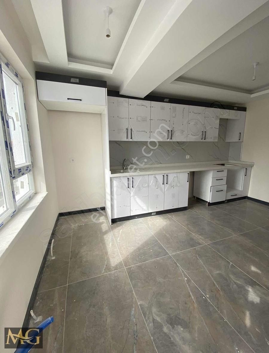 Son Kat 2+1 Sıfır İskanlı Daire