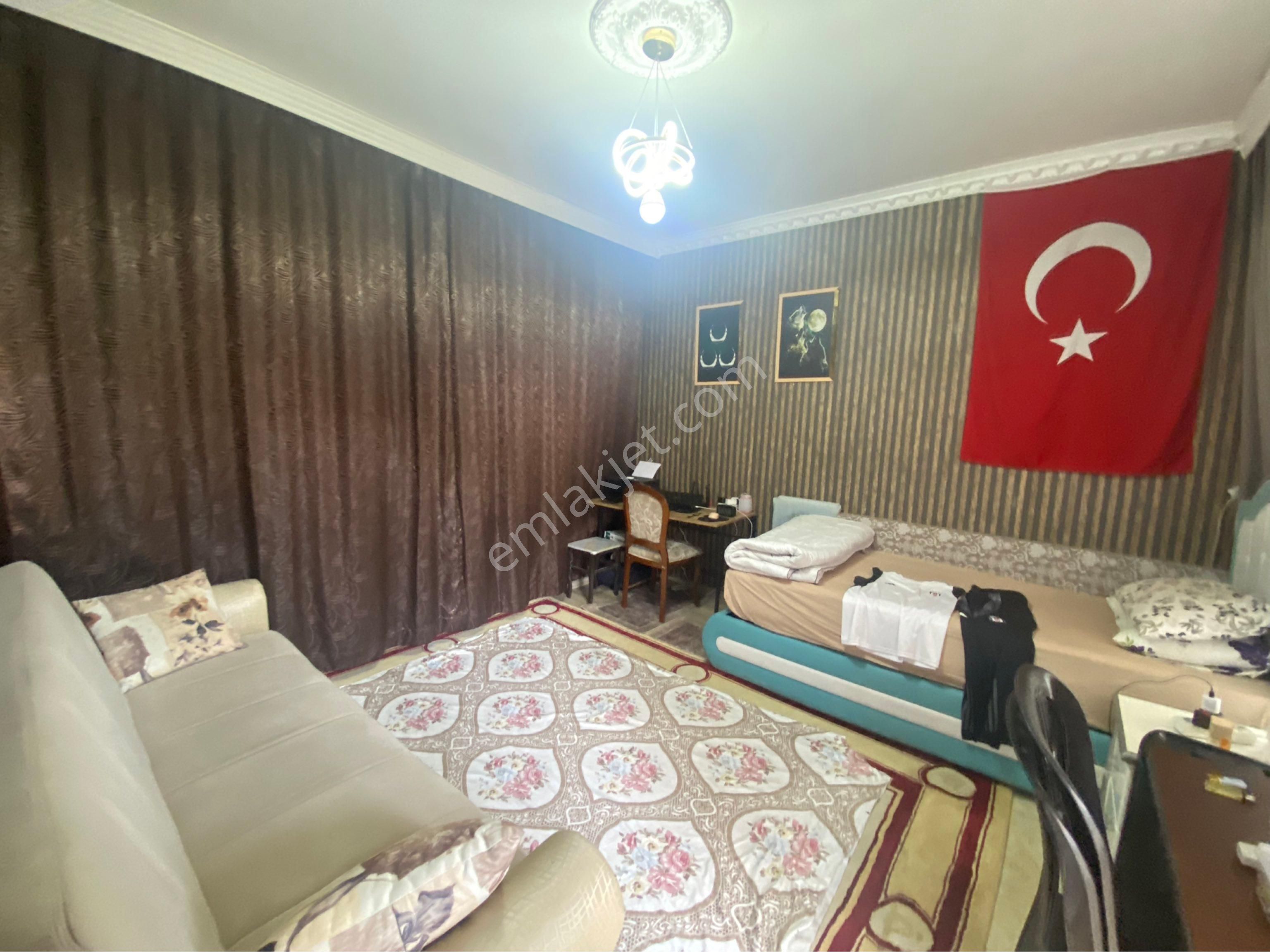 Cumhuriyet De 75m 2 Kat Ve 1 Teras Kat. 2 Şer Odslı Ferah Ve Temiz Ev - Görsel 27