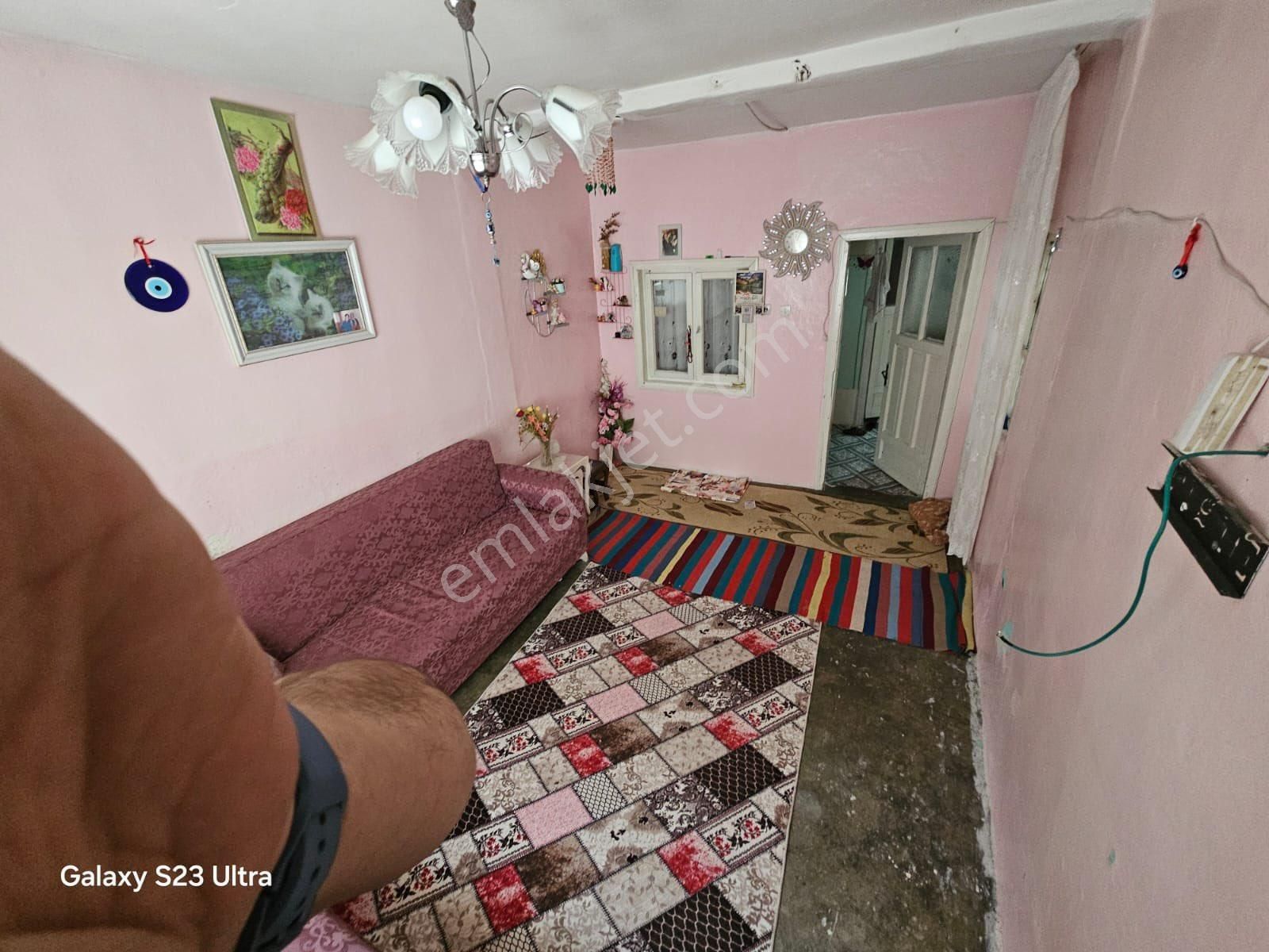 Cumhuriyet De 75m 2 Kat Ve 1 Teras Kat. 2 Şer Odslı Ferah Ve Temiz Ev - Görsel 33