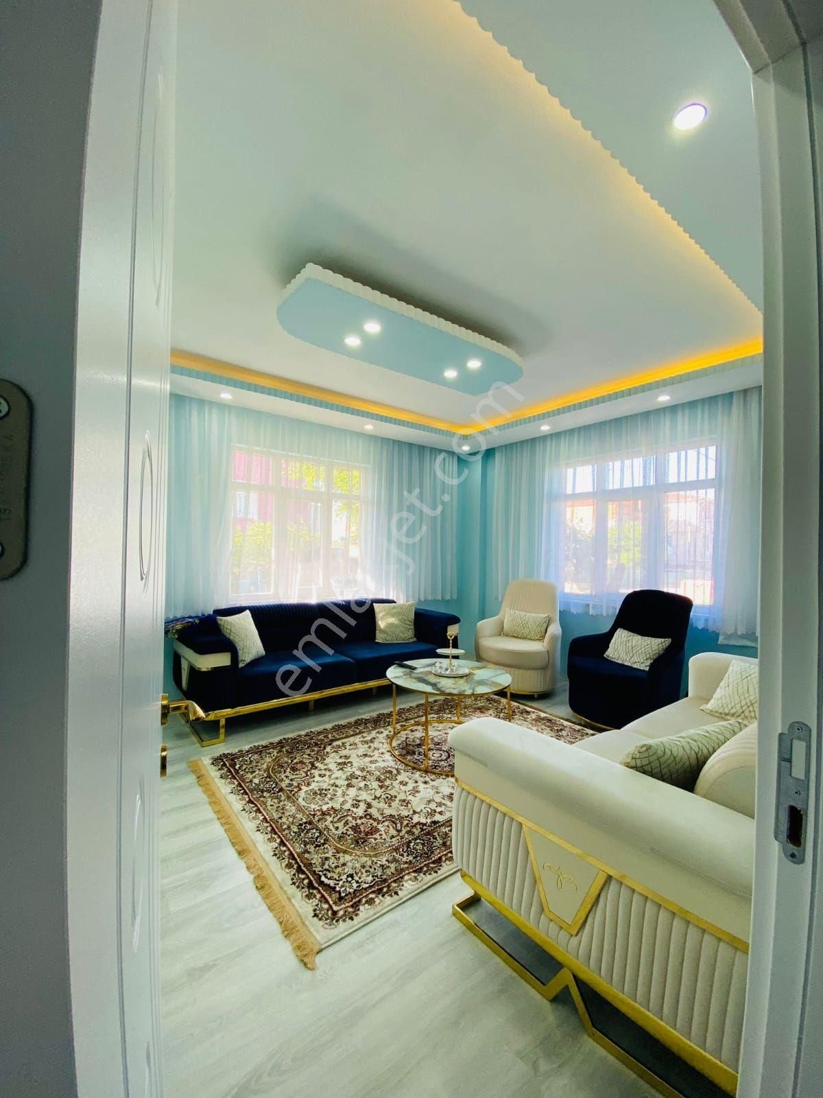 Satılık Ikı Katlı Müstakil Bahçeli Ev - Görsel 3