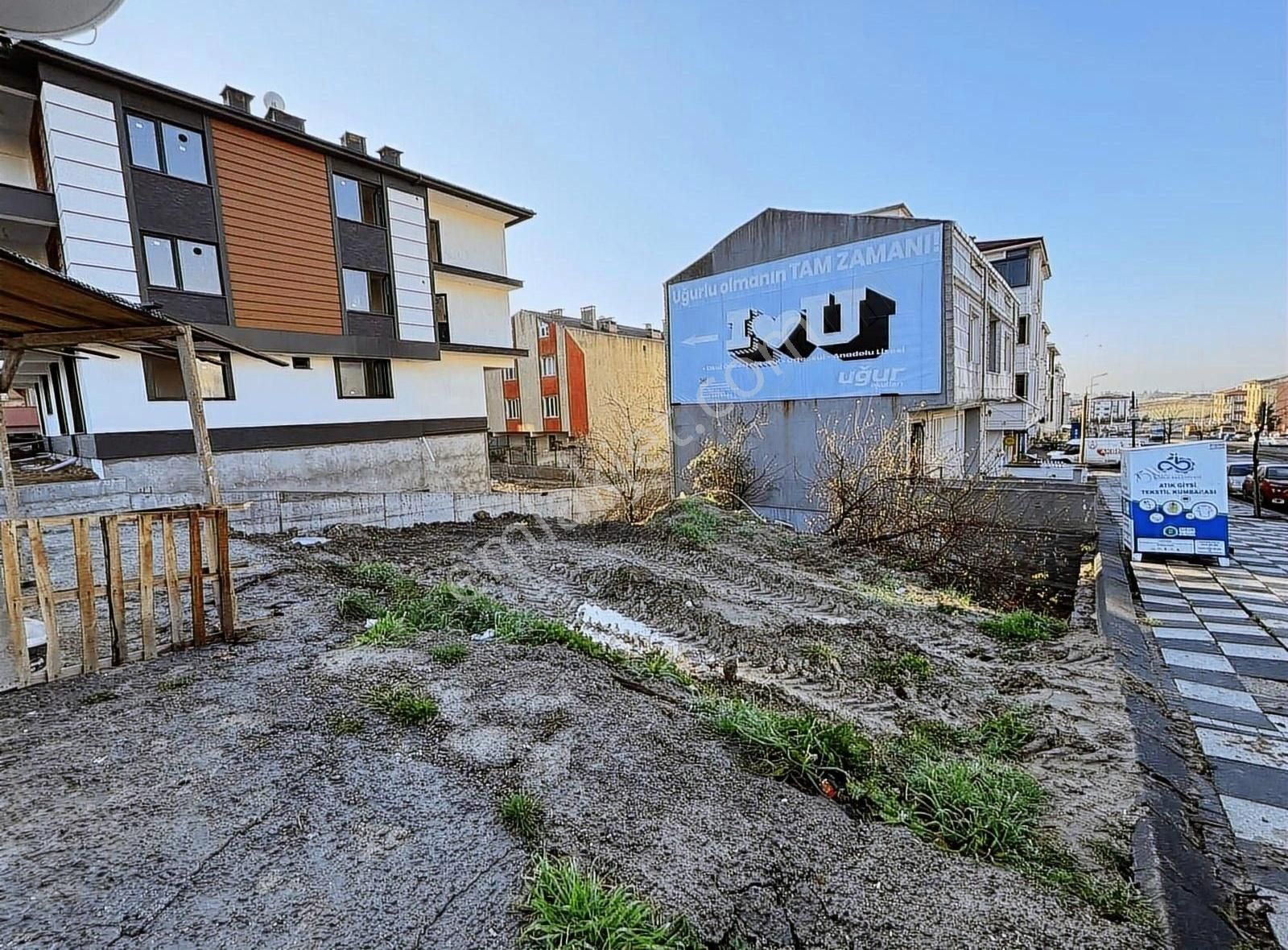 İsmetpaşa Bulvarında Muhteşem Konumda 245 M2 Köşe Parsel Arsa