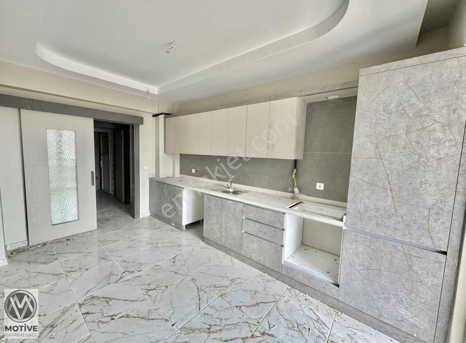 Beykent'in İlk Kapalı Otoparklı Sitesinde Satılık 3+1 Daire